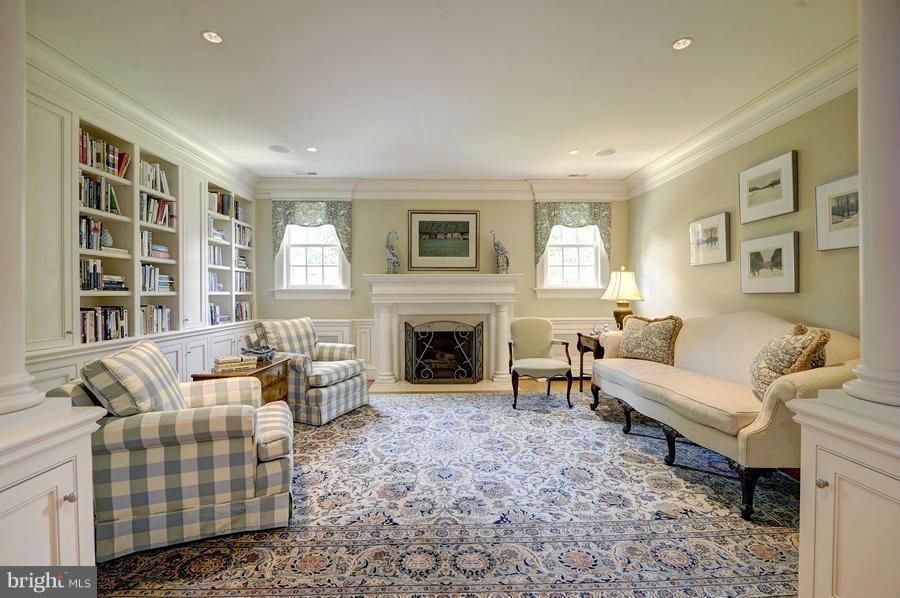 SPRING VALLEY - Residential