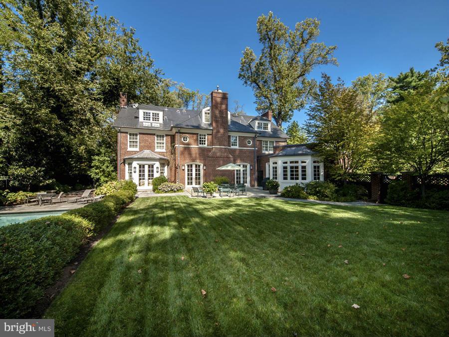 SPRING VALLEY - Residential