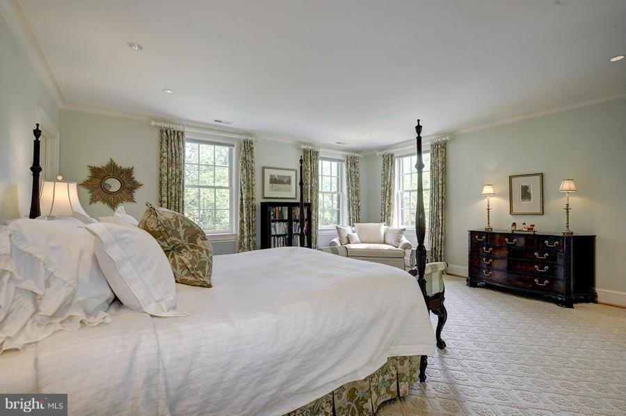 SPRING VALLEY - Residential