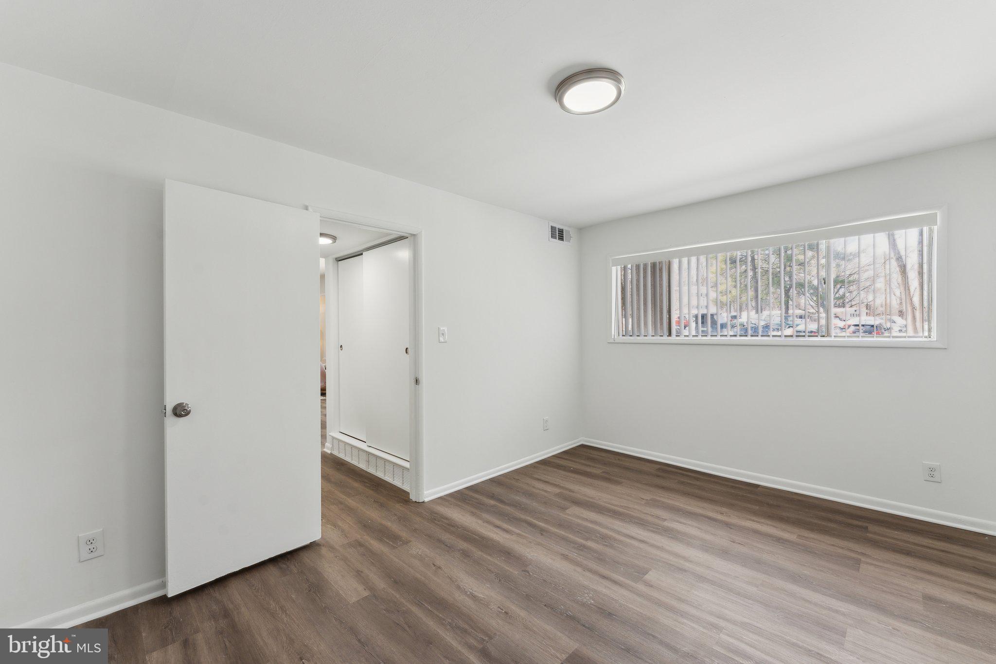 FAIRFAX HERITAGE - Residential