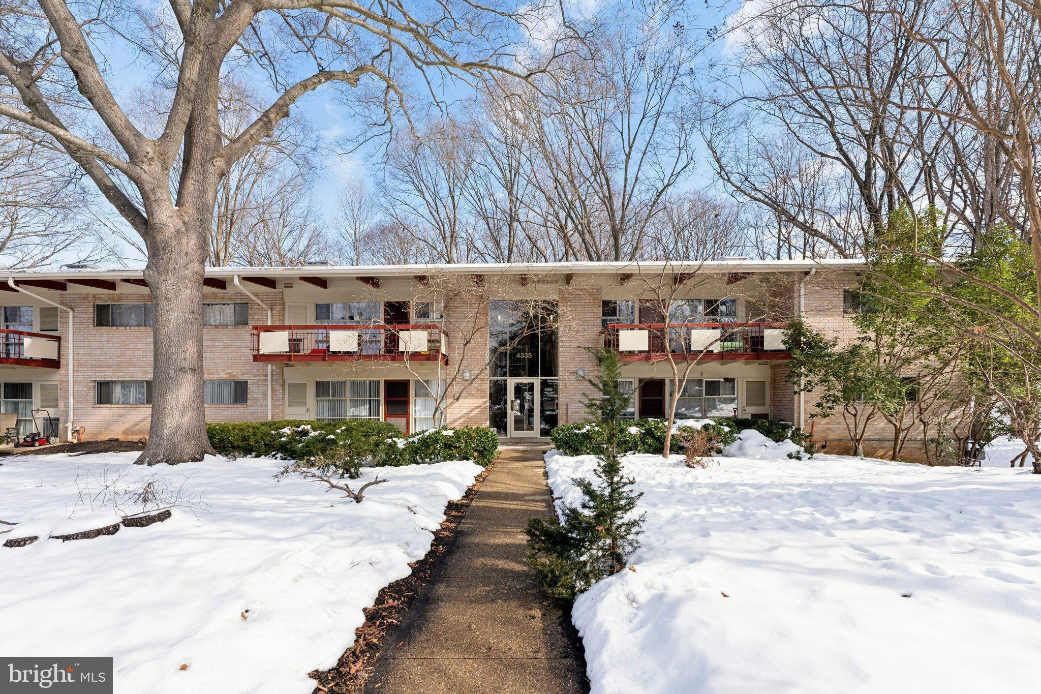 FAIRFAX HERITAGE - Residential