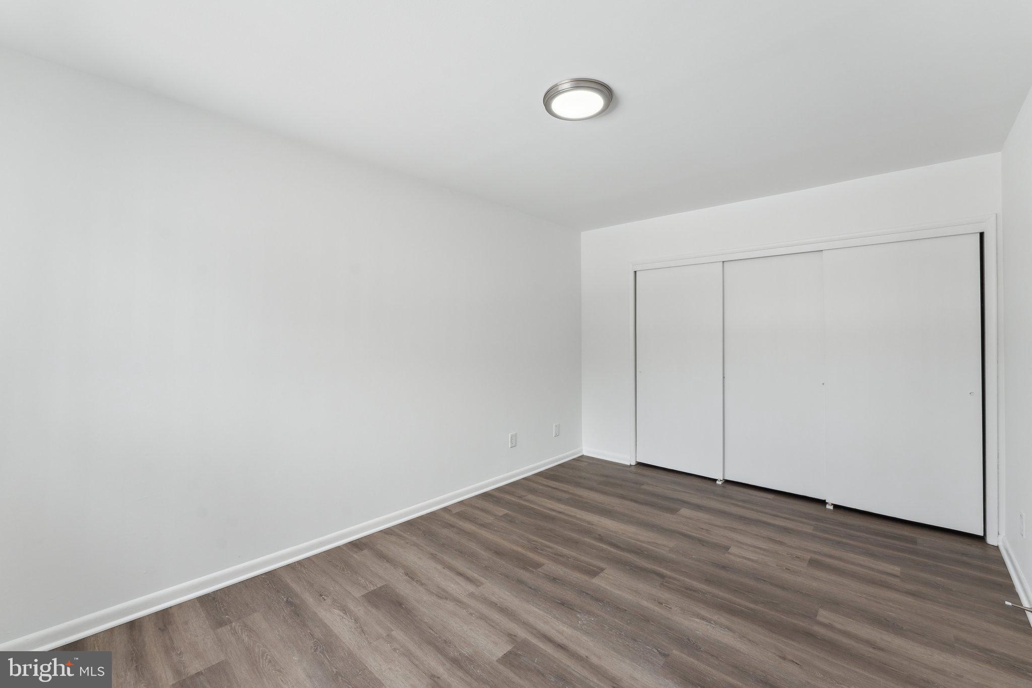 FAIRFAX HERITAGE - Residential