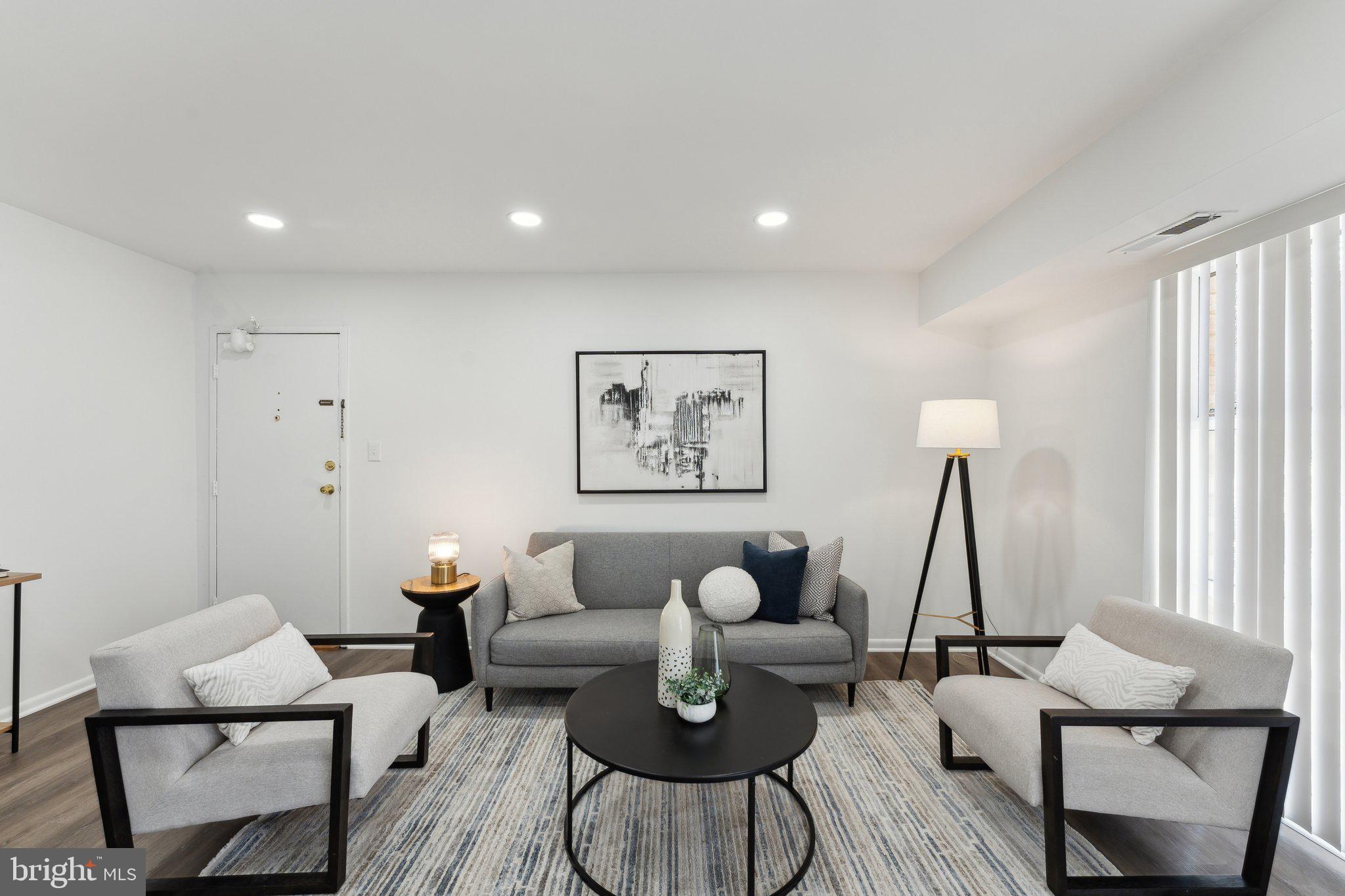 FAIRFAX HERITAGE - Residential