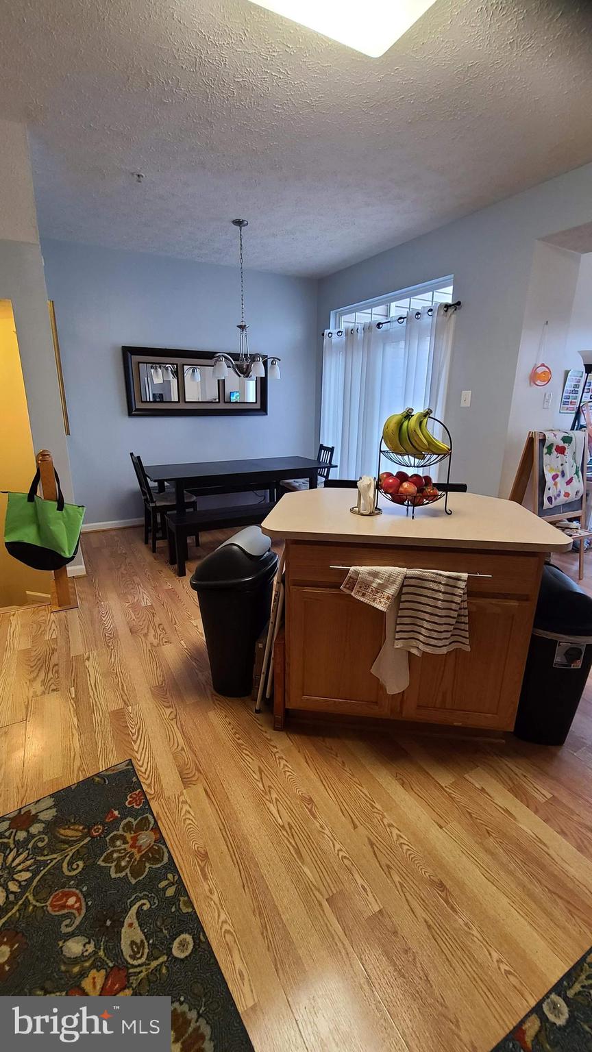 CONSTANT FRIENDSHIP - Residential Lease