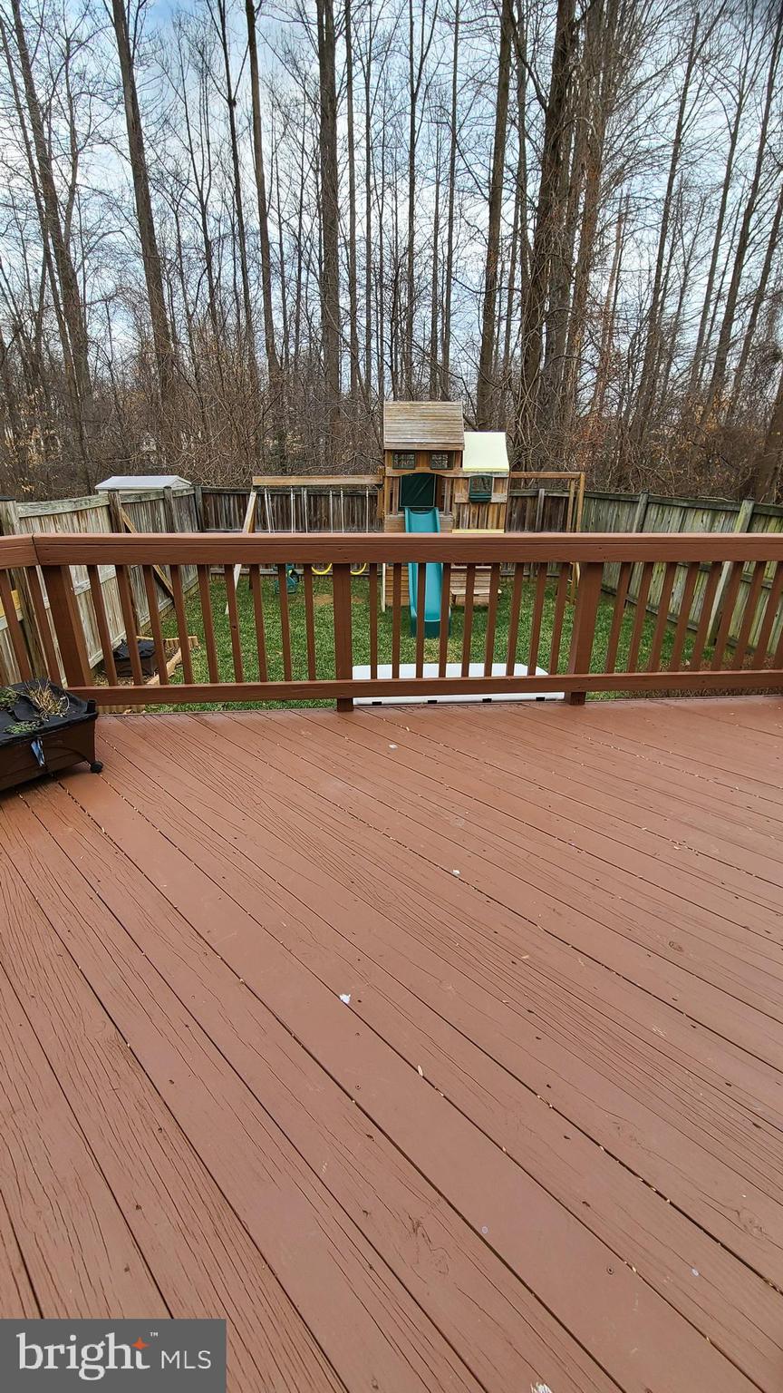 CONSTANT FRIENDSHIP - Residential Lease