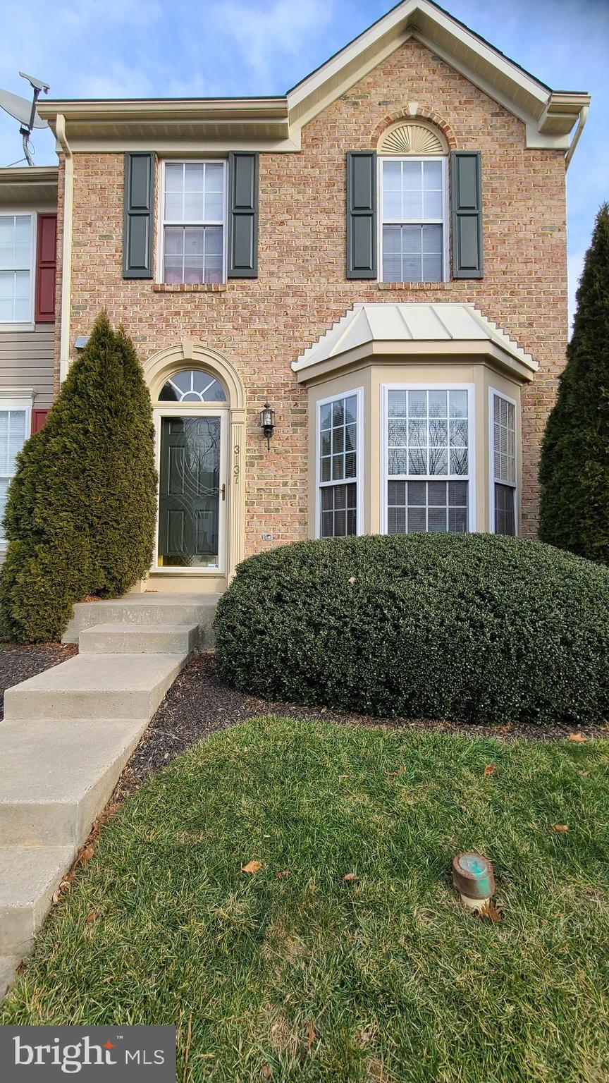 CONSTANT FRIENDSHIP - Residential Lease