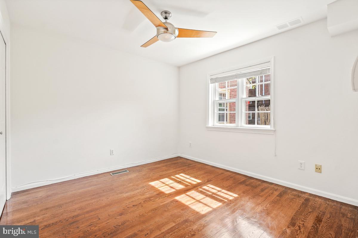 KENWOOD FOREST - Residential