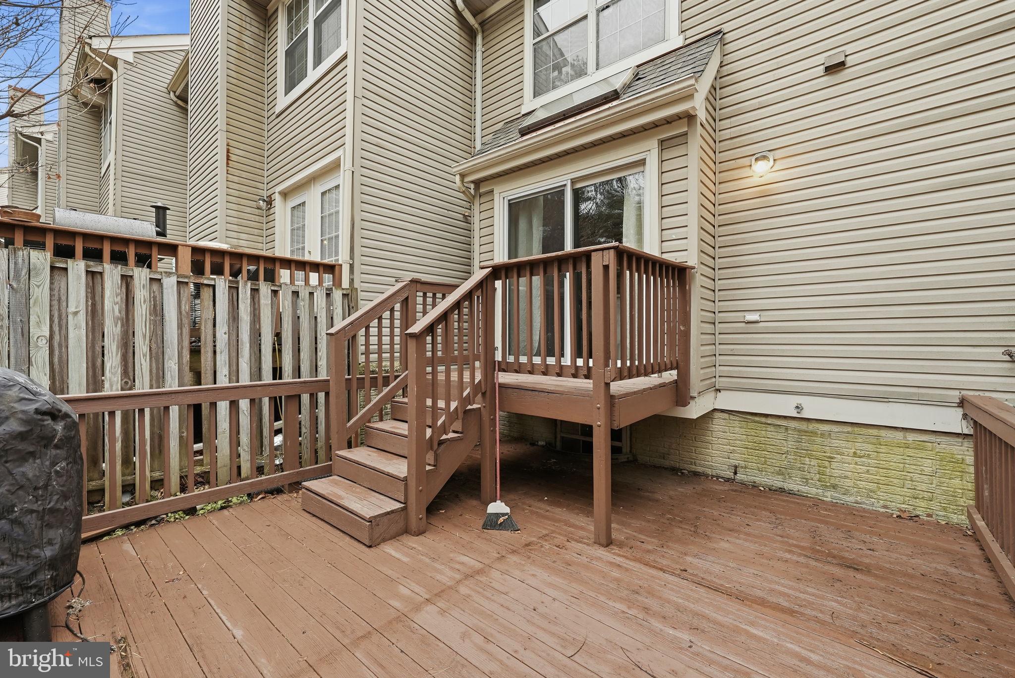 MONTCLAIR - Residential