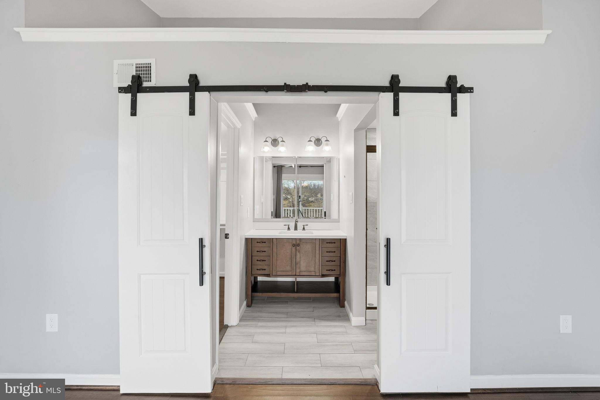 MONTCLAIR - Residential