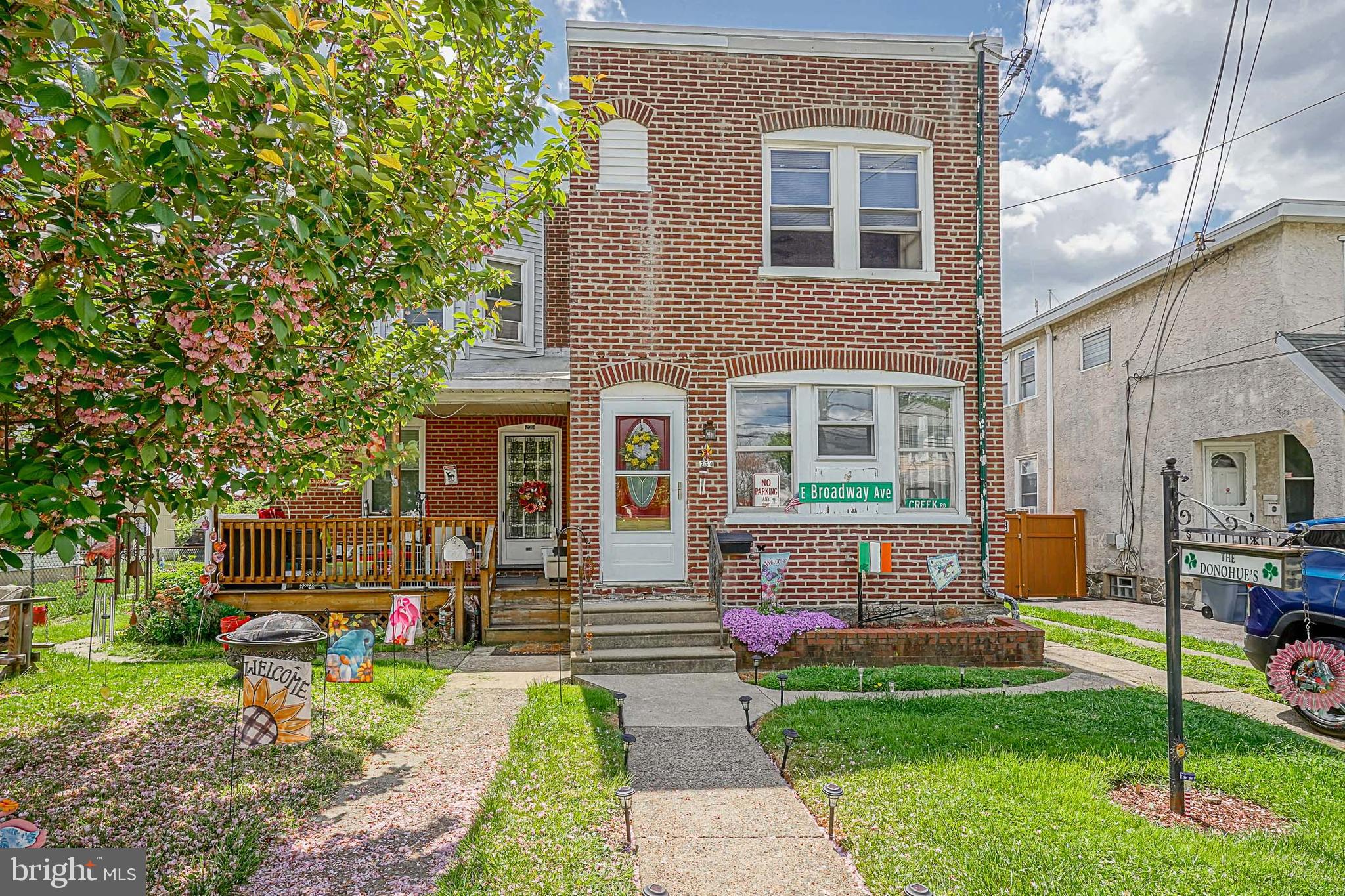 CLIFTON HEIGHTS - Residential