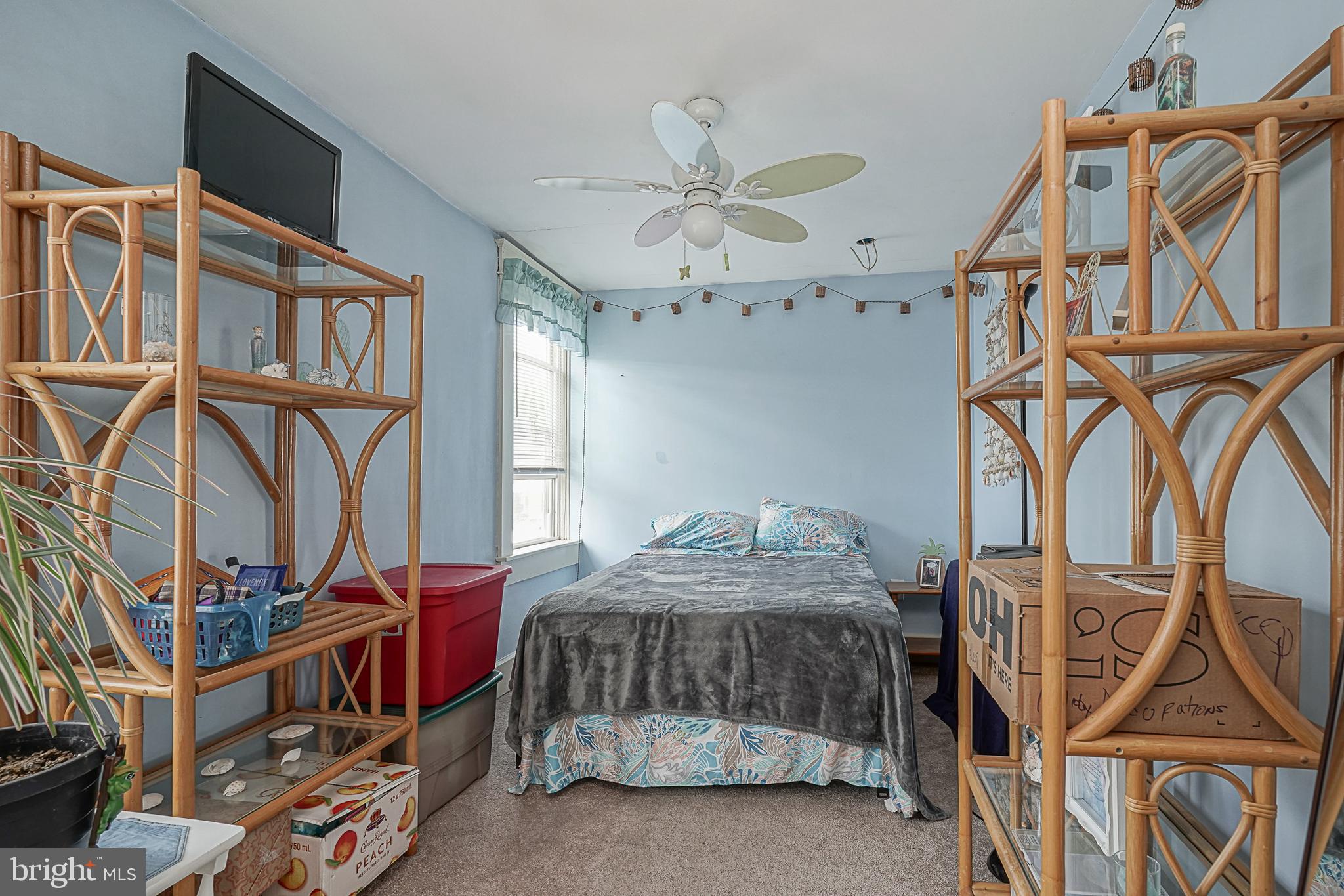 CLIFTON HEIGHTS - Residential