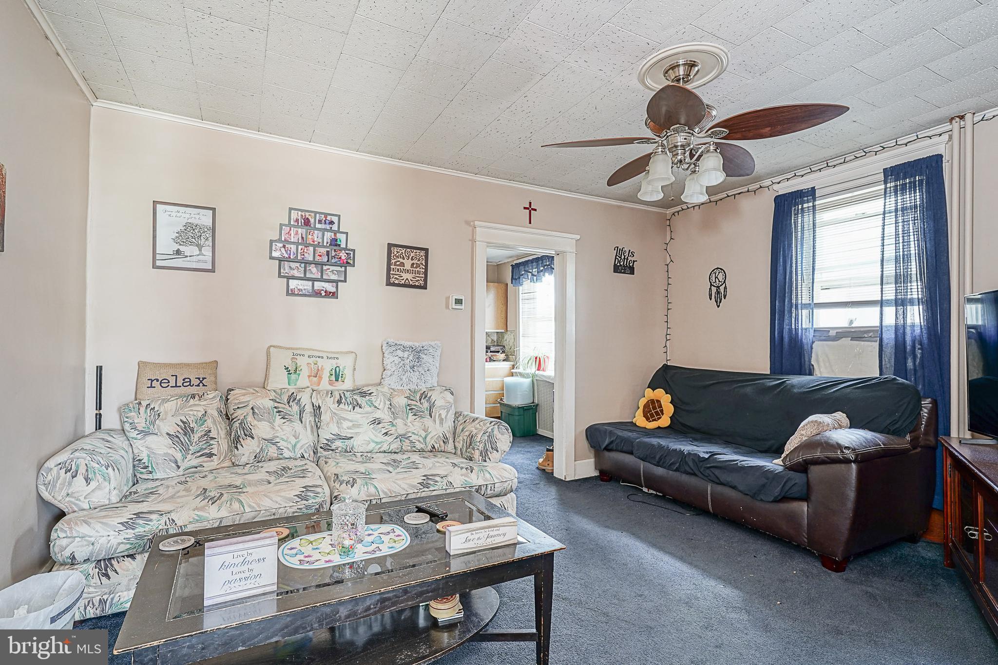 CLIFTON HEIGHTS - Residential