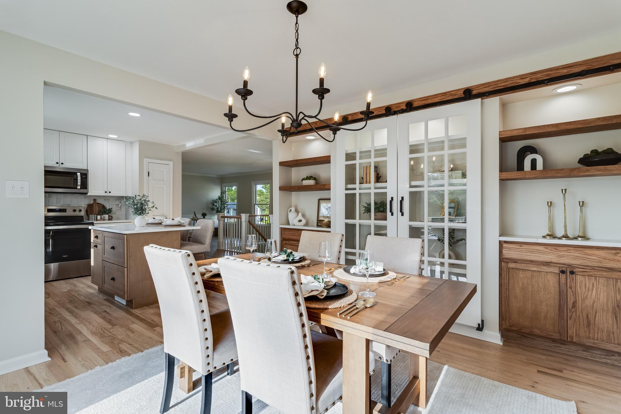 GOLDEN BEACH - Residential