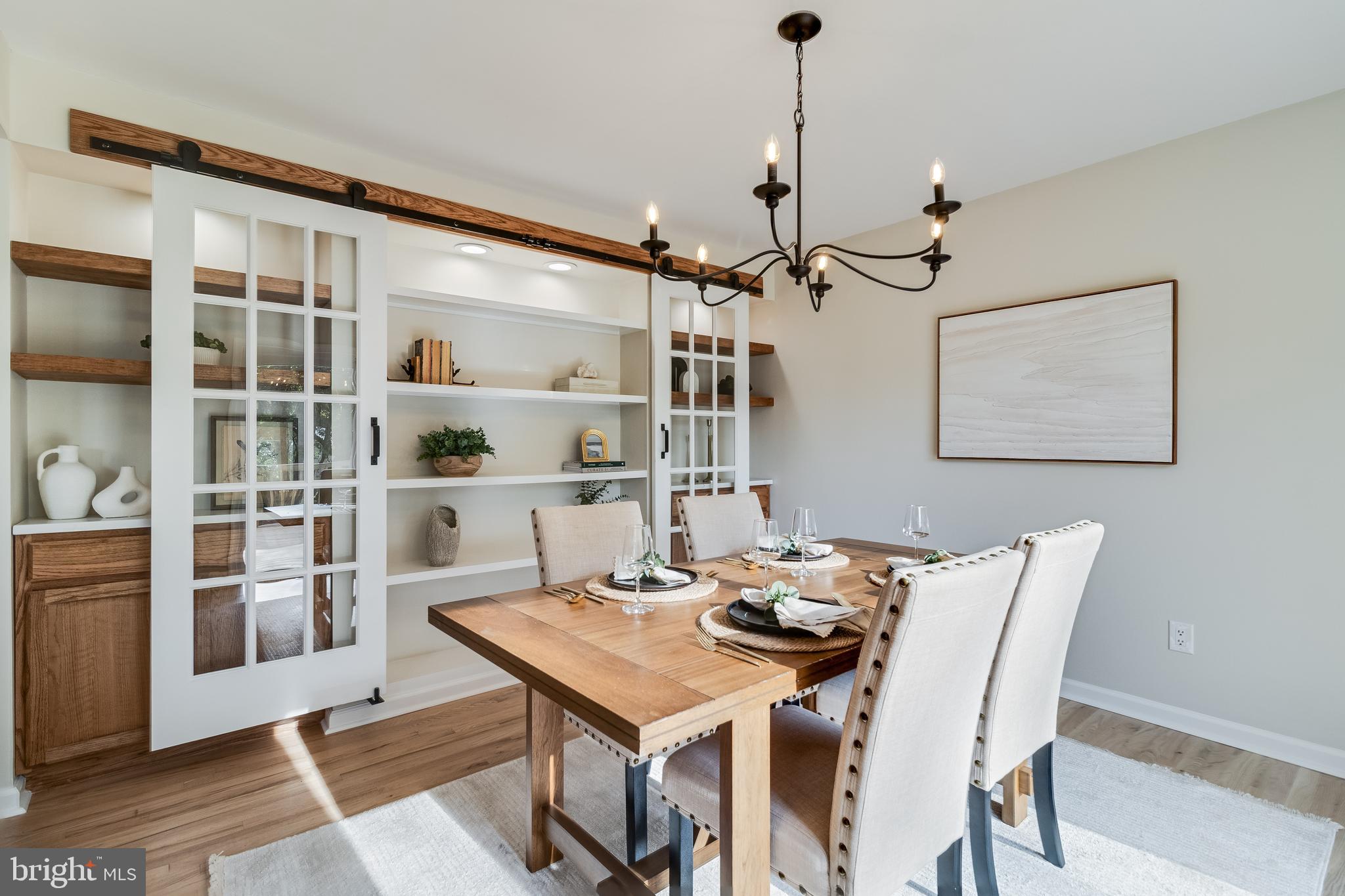 GOLDEN BEACH - Residential