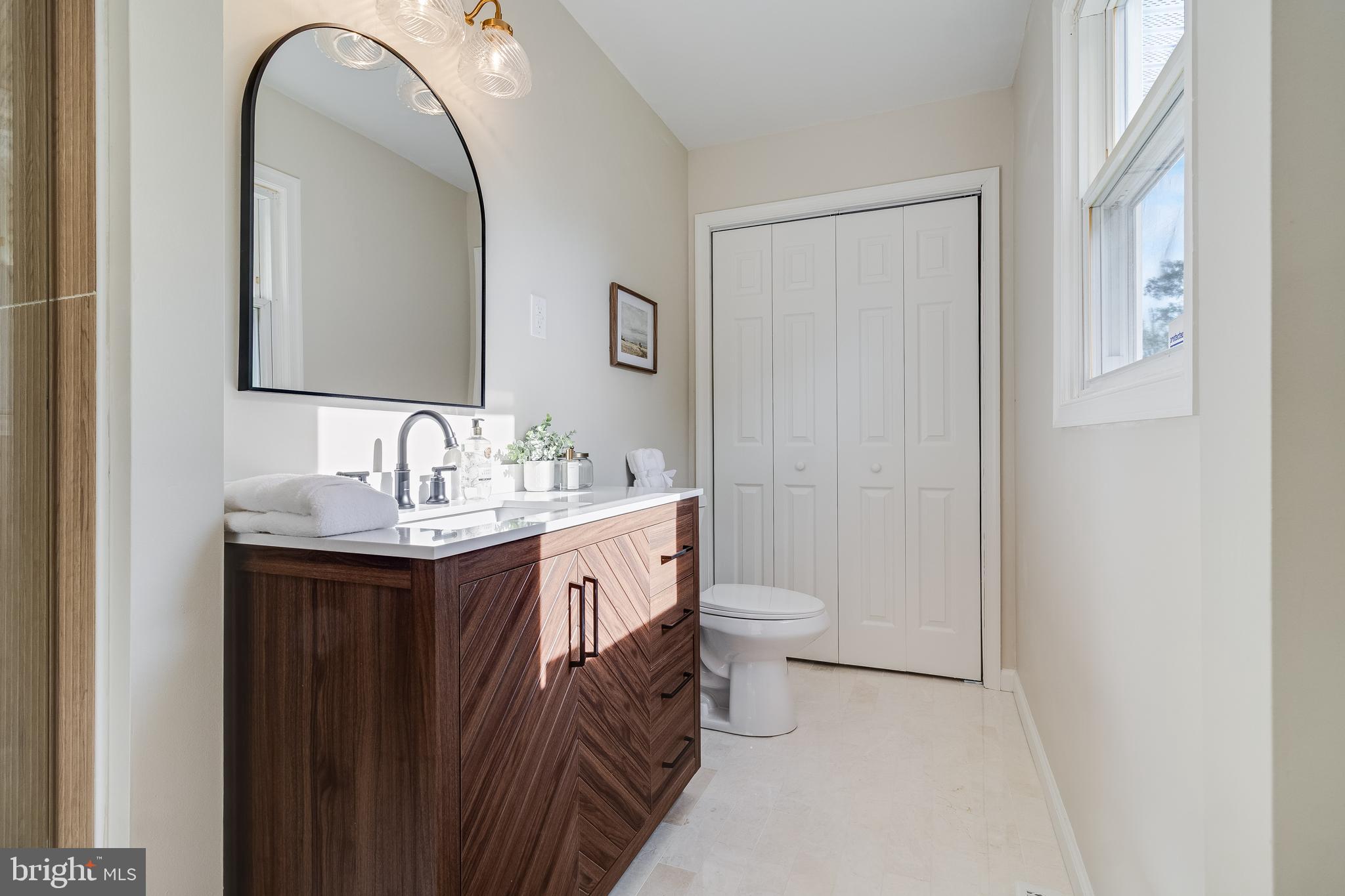 GOLDEN BEACH - Residential