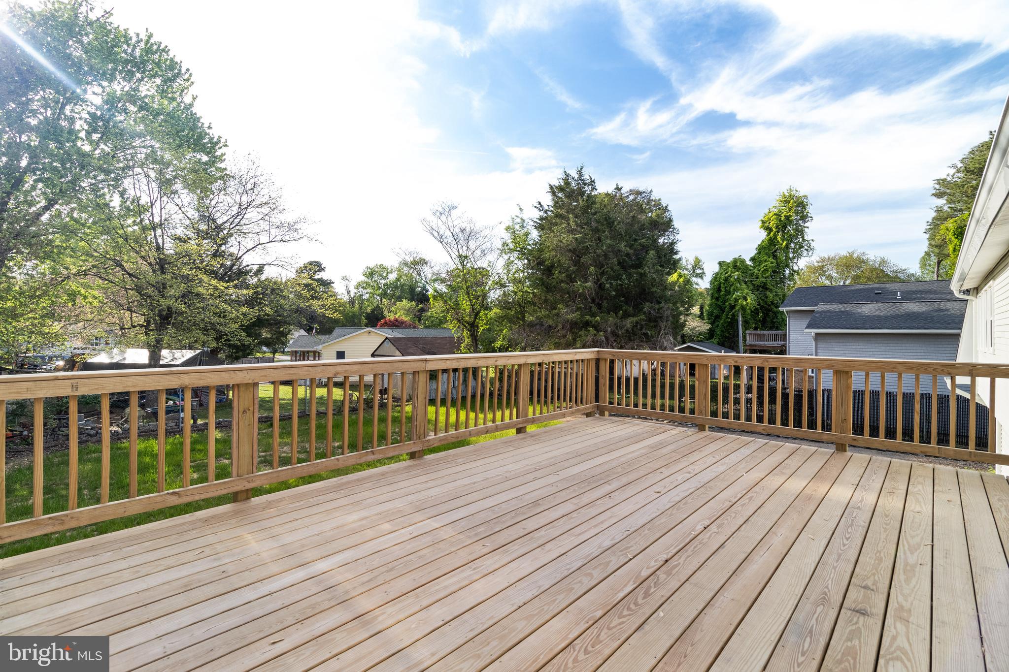 GOLDEN BEACH - Residential