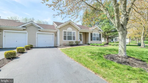 628 E Regency Drive, Absecon, NJ MLS: NJAC2018854