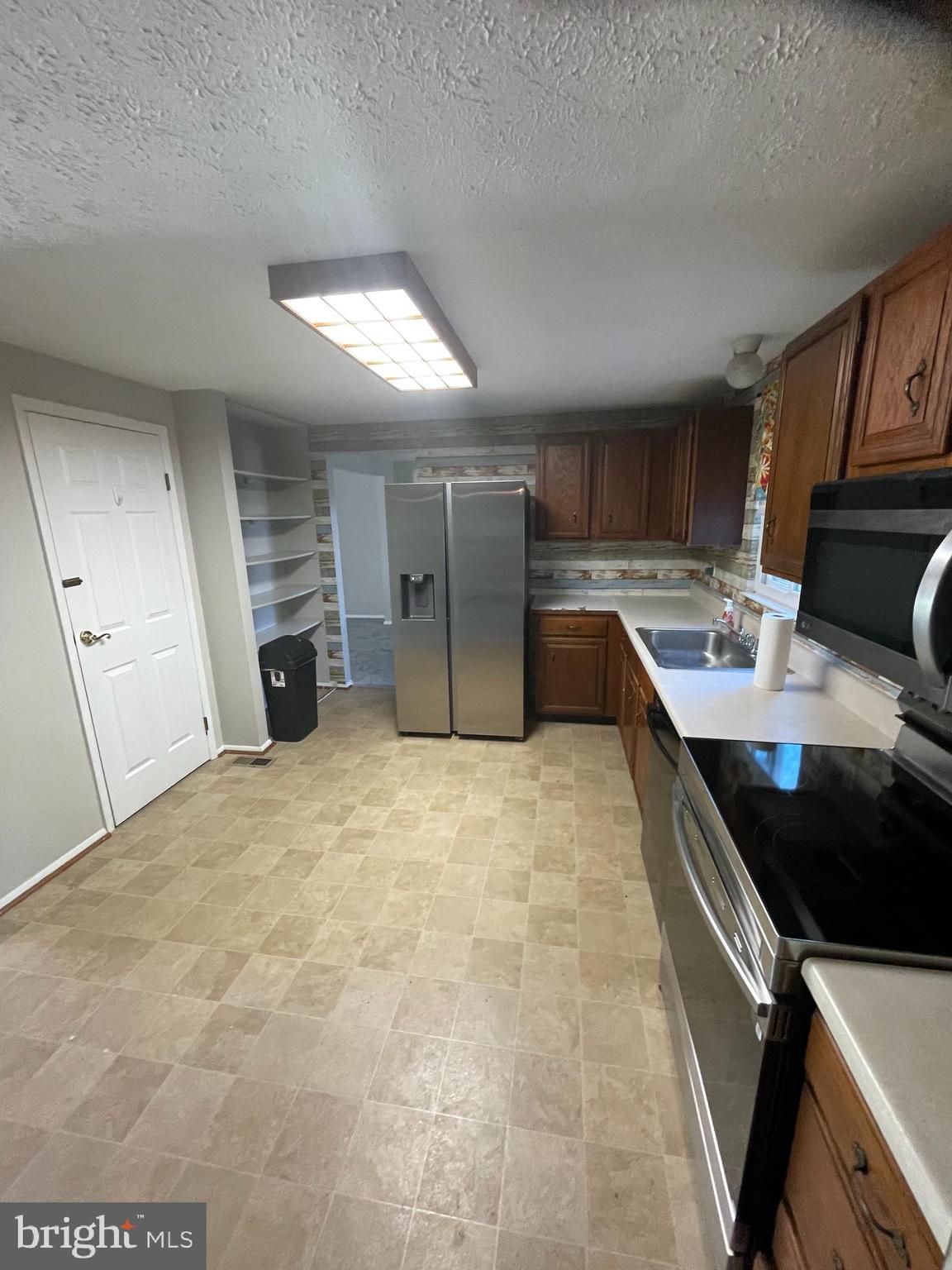 SHANNON SQUARE - Residential