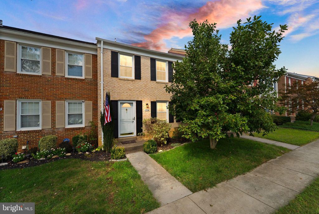 Photo of 7719 Durer Court, SPRINGFIELD, VA 22153 (MLS # VAFX2288476)