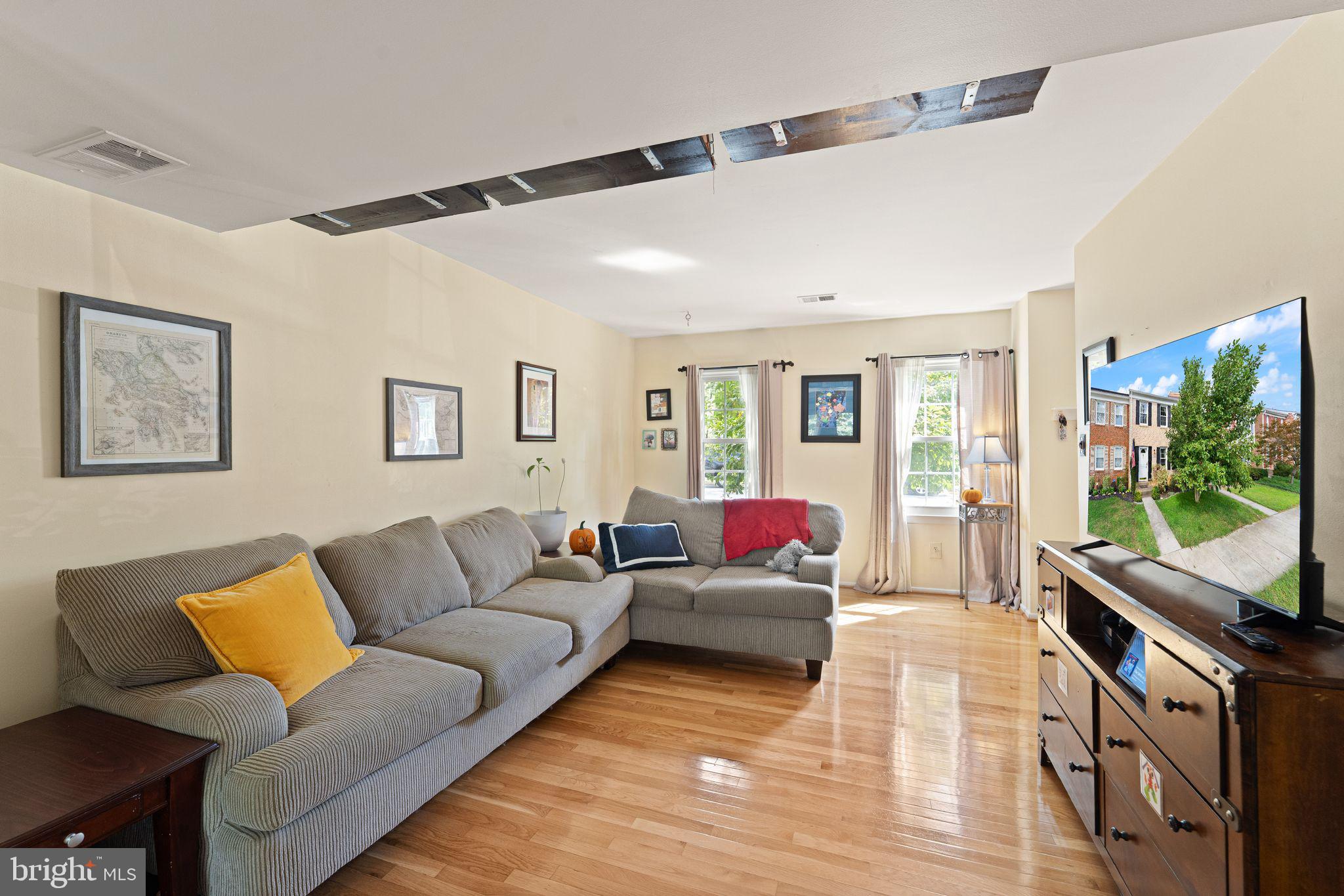 NEWINGTON STATION - Residential