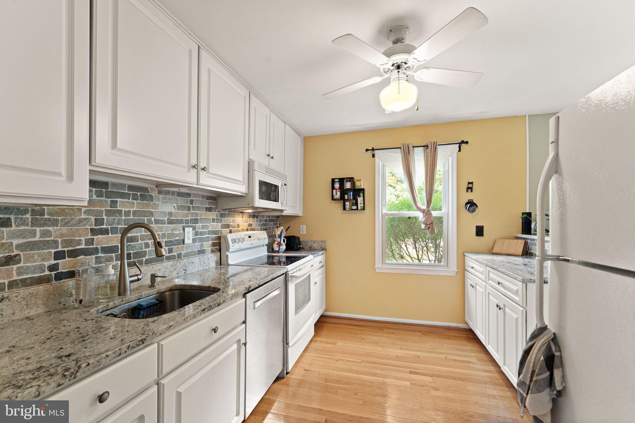 NEWINGTON STATION - Residential