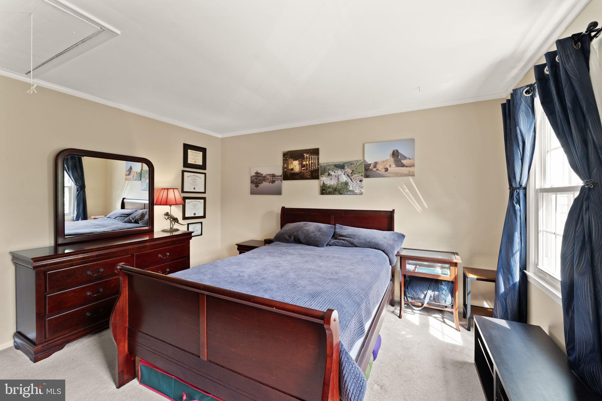 NEWINGTON STATION - Residential