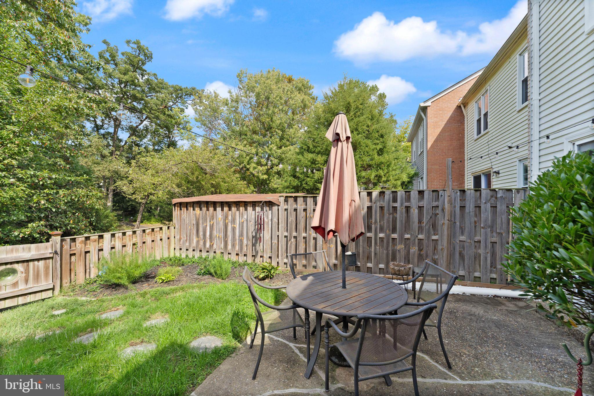 NEWINGTON STATION - Residential