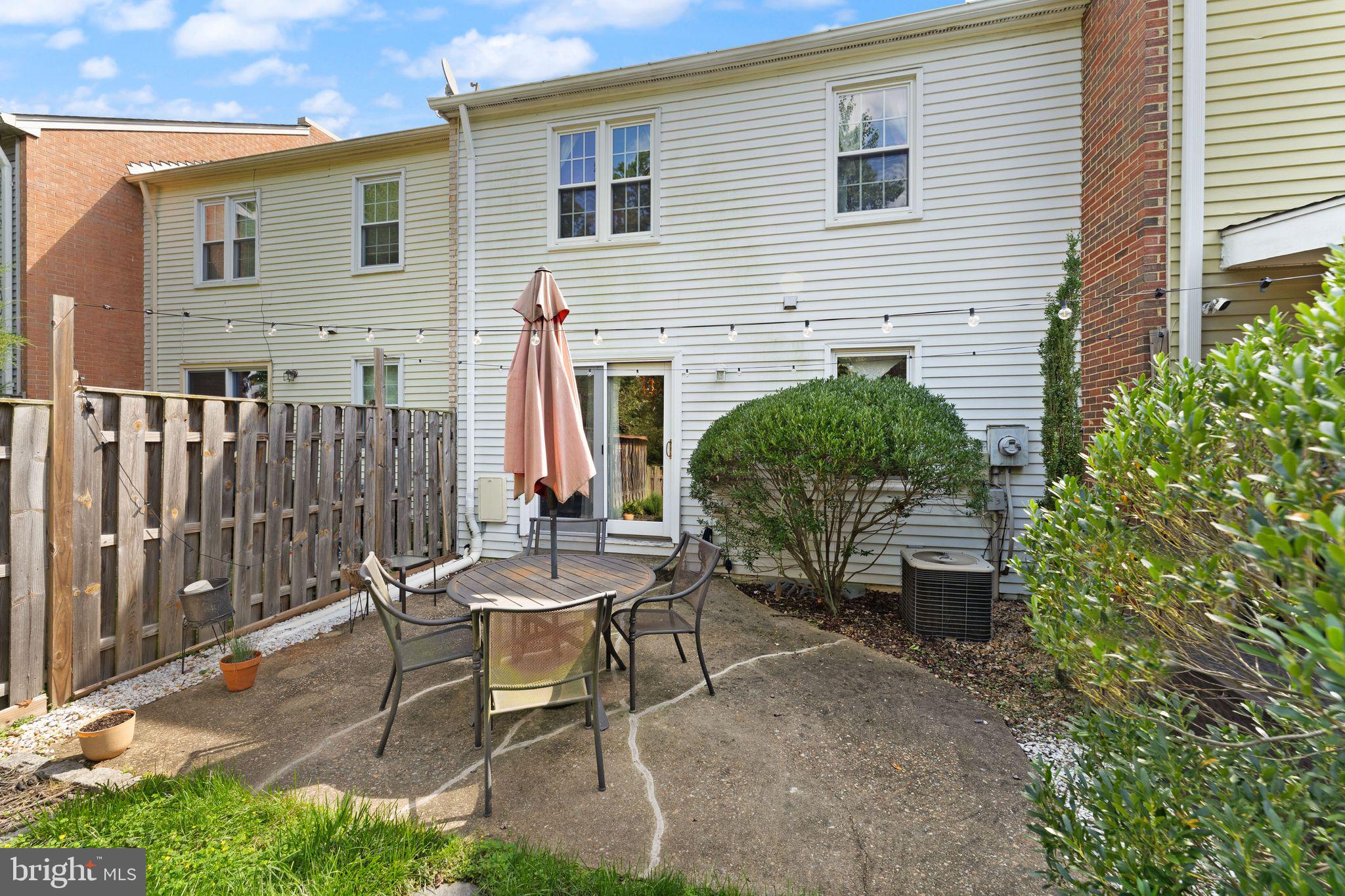 NEWINGTON STATION - Residential