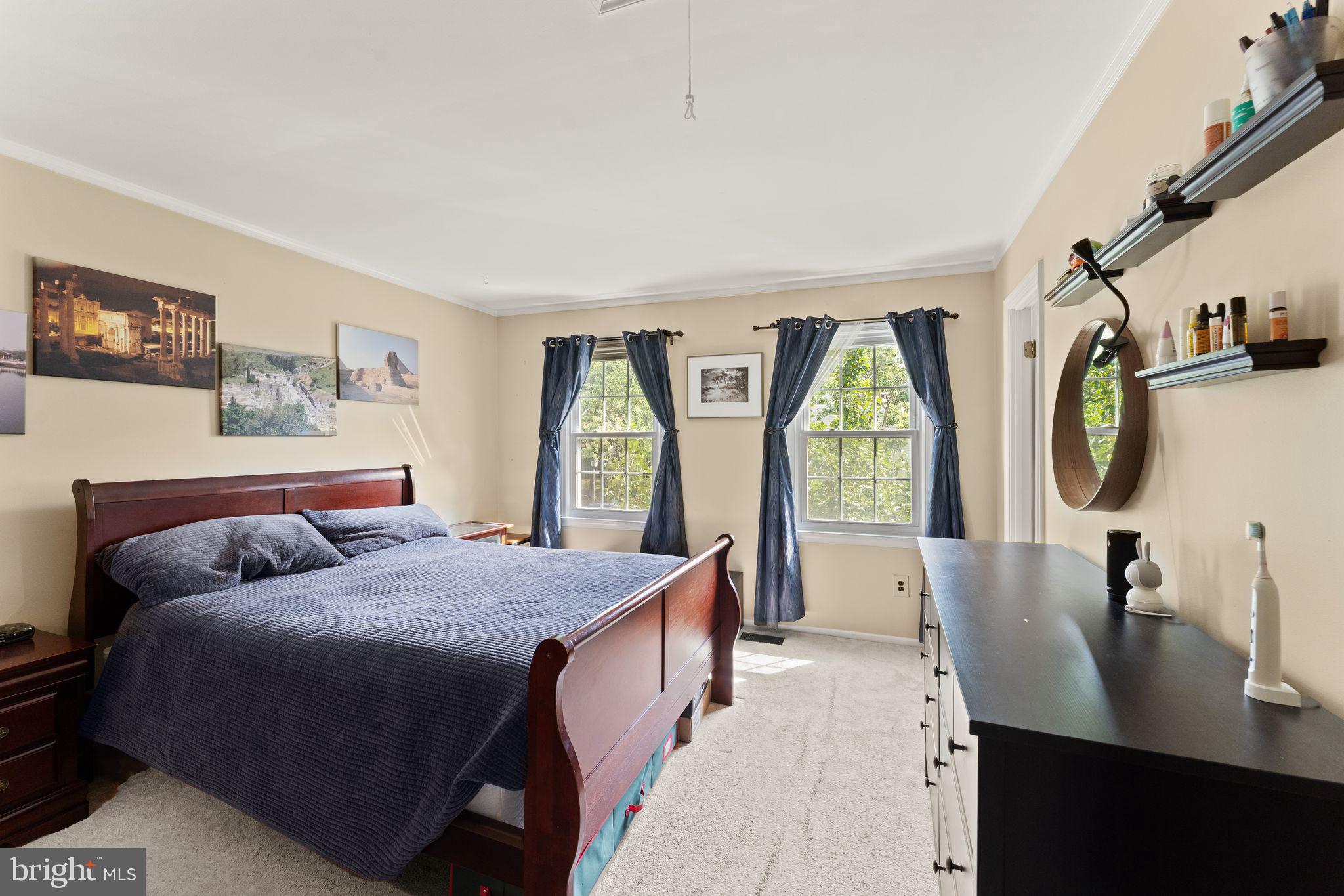 NEWINGTON STATION - Residential