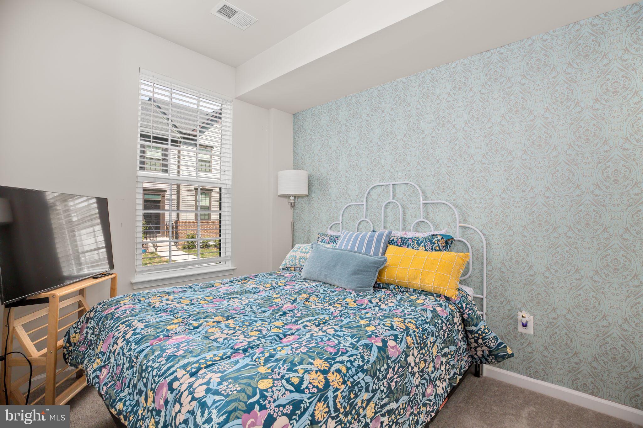 FREDERICKSBURG - Residential