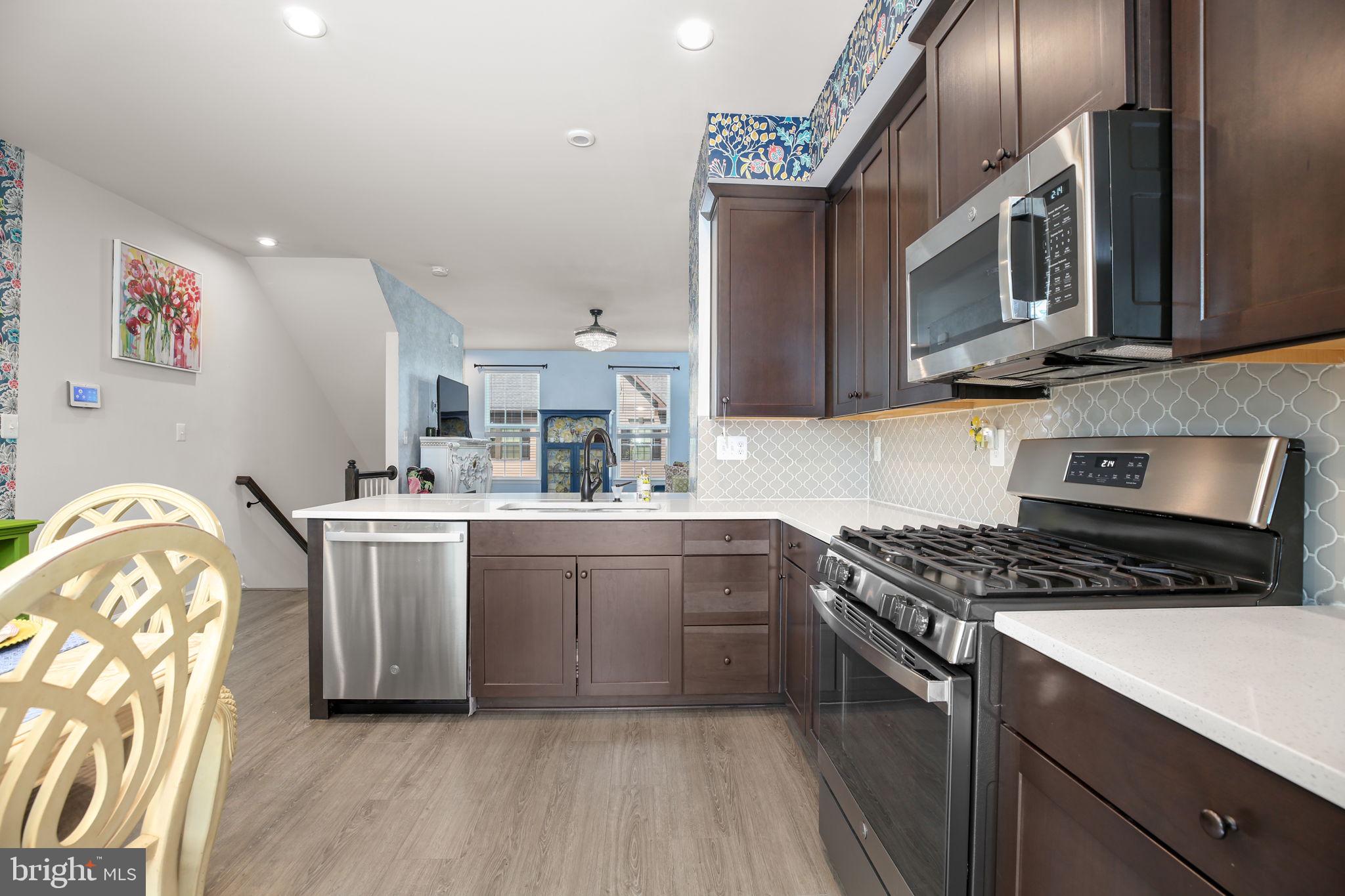 FREDERICKSBURG - Residential