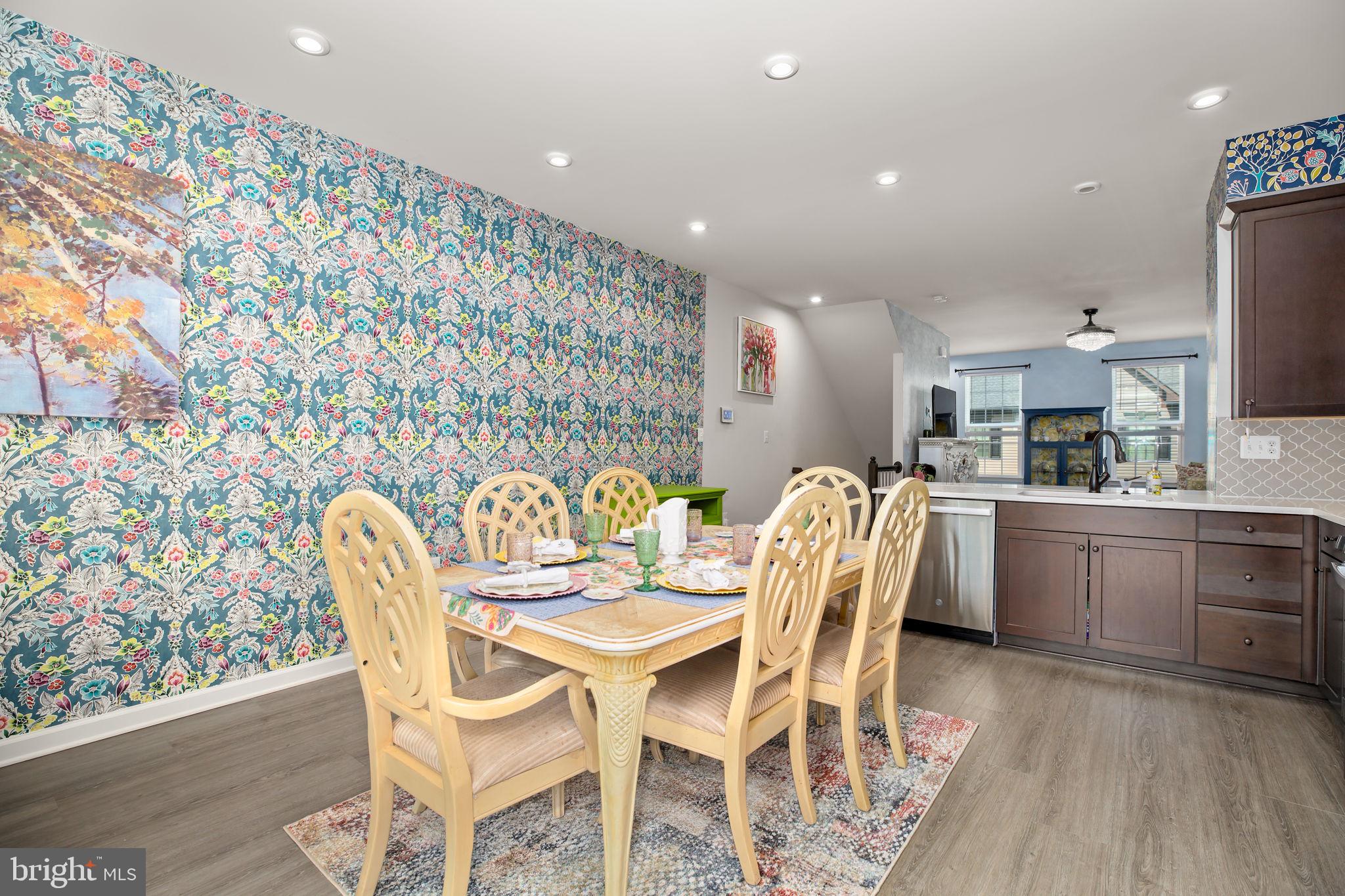 FREDERICKSBURG - Residential