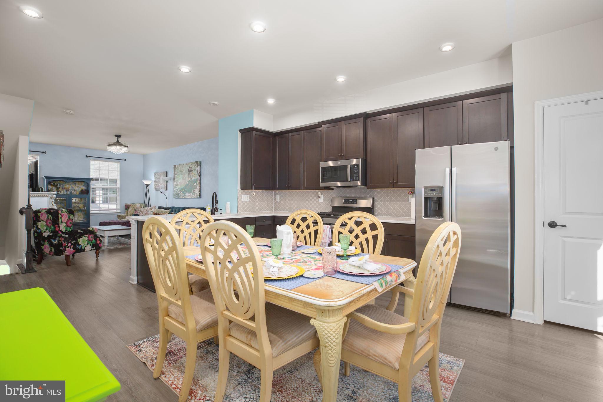 FREDERICKSBURG - Residential