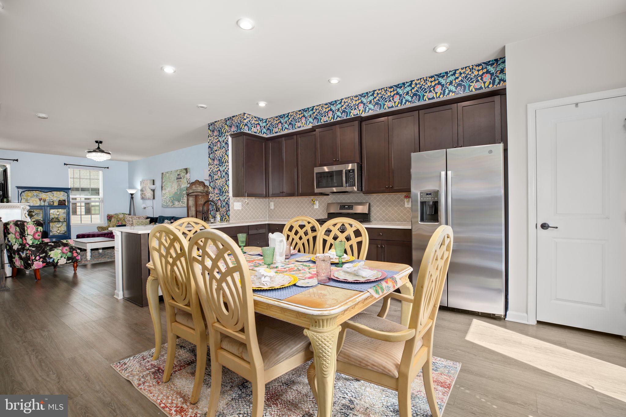 FREDERICKSBURG - Residential