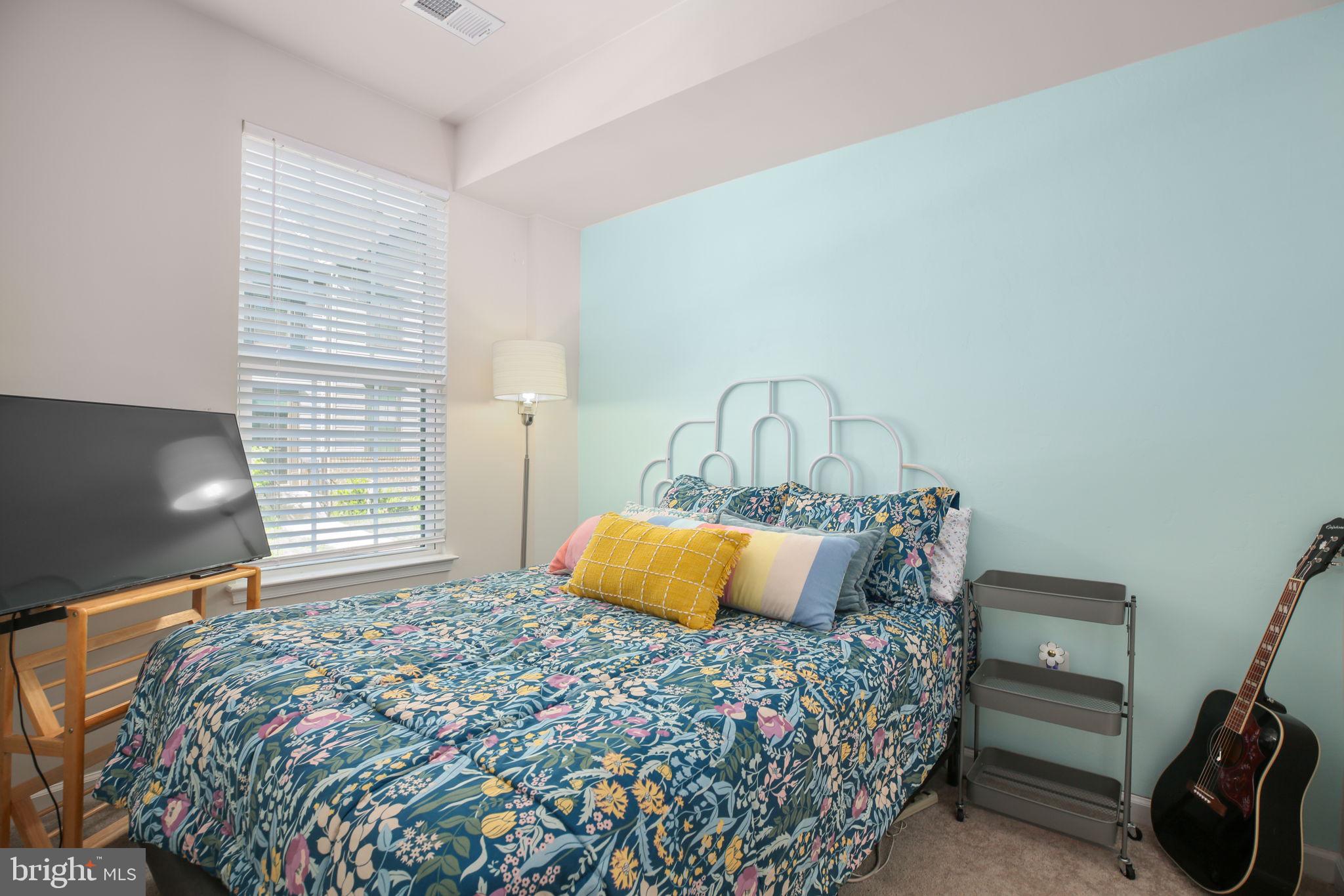 FREDERICKSBURG - Residential