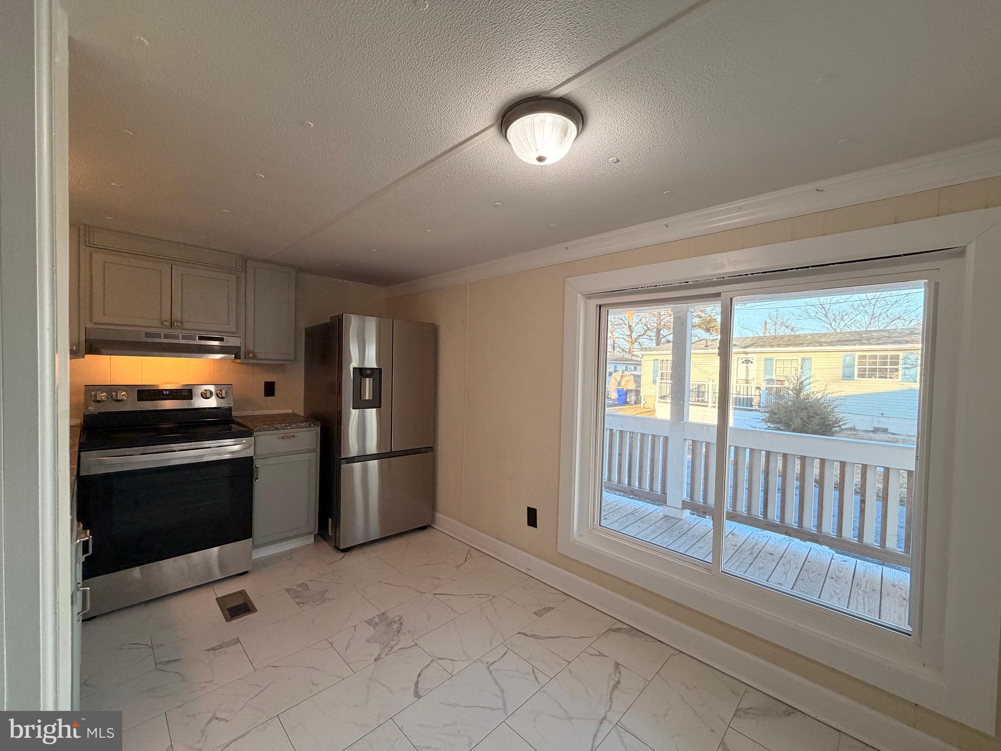 BAY CITY - Residential