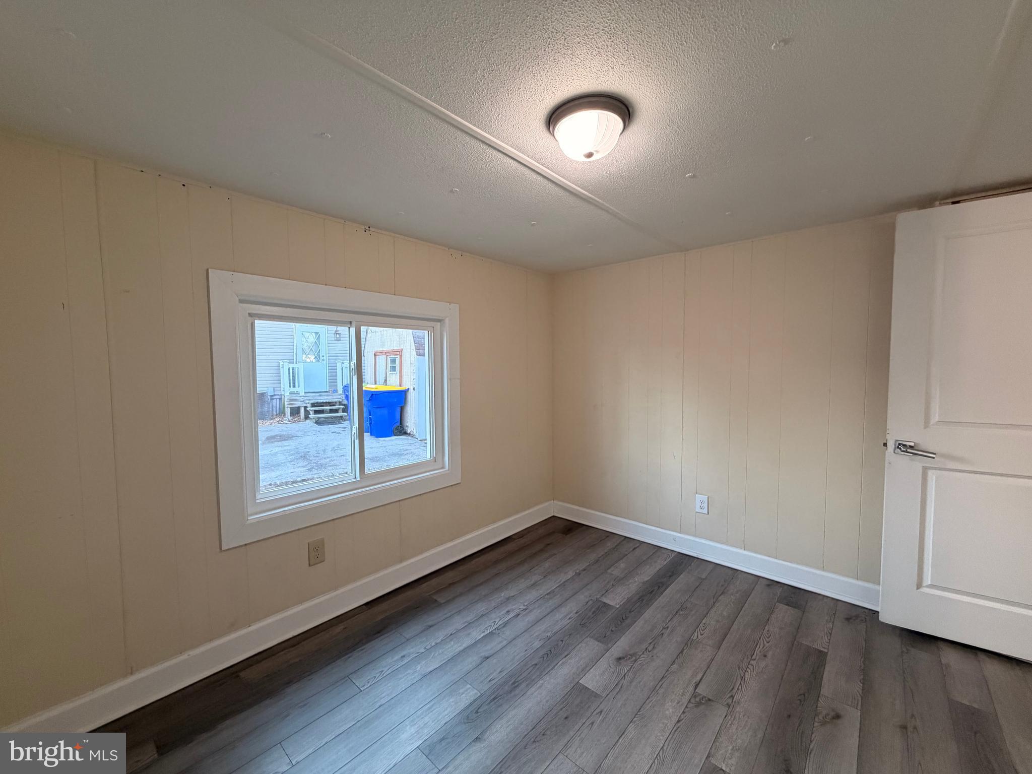 BAY CITY - Residential