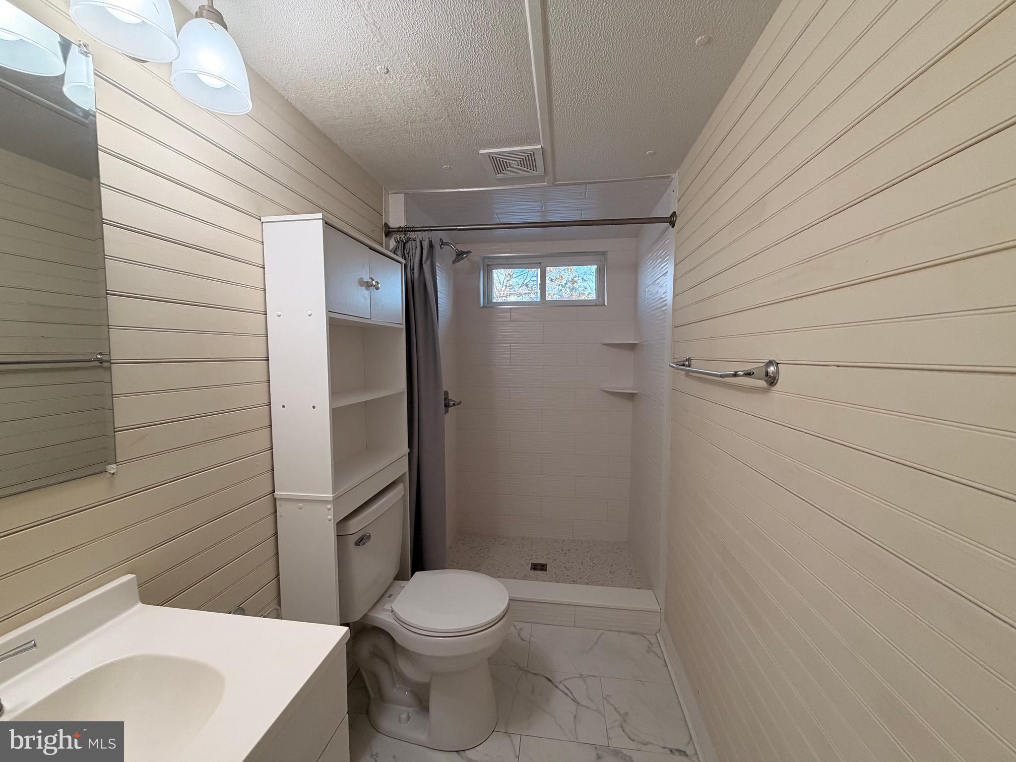 BAY CITY - Residential