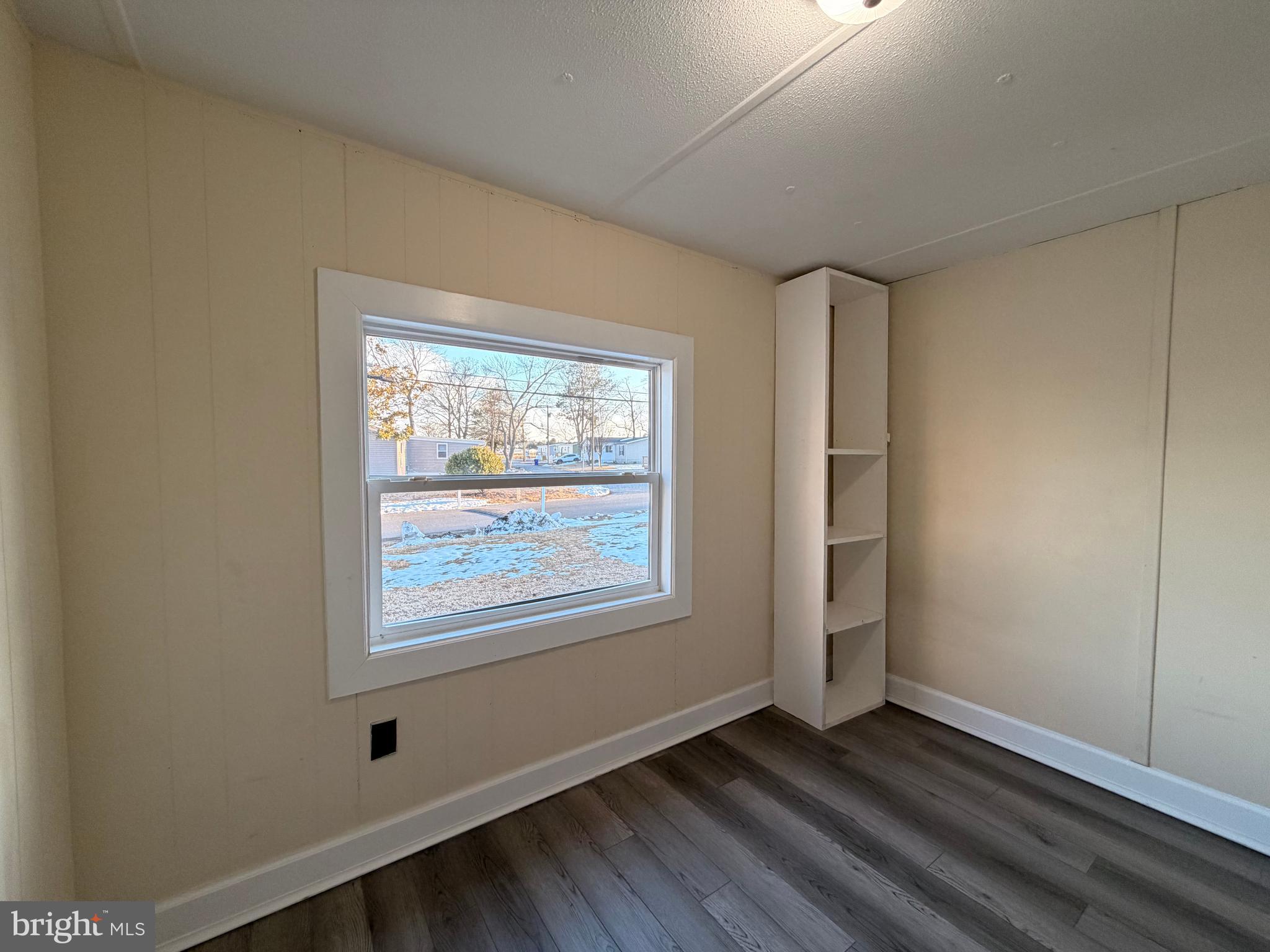 BAY CITY - Residential