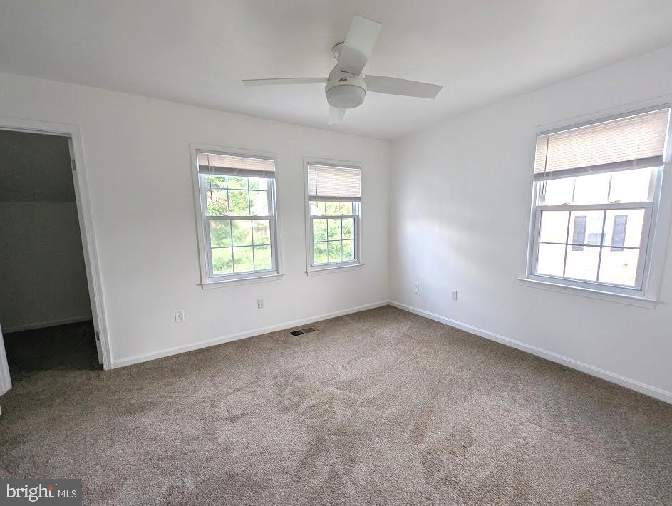 THE MEADOWS - Residential Lease