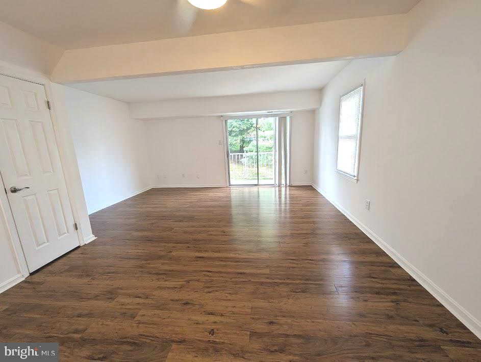 THE MEADOWS - Residential Lease