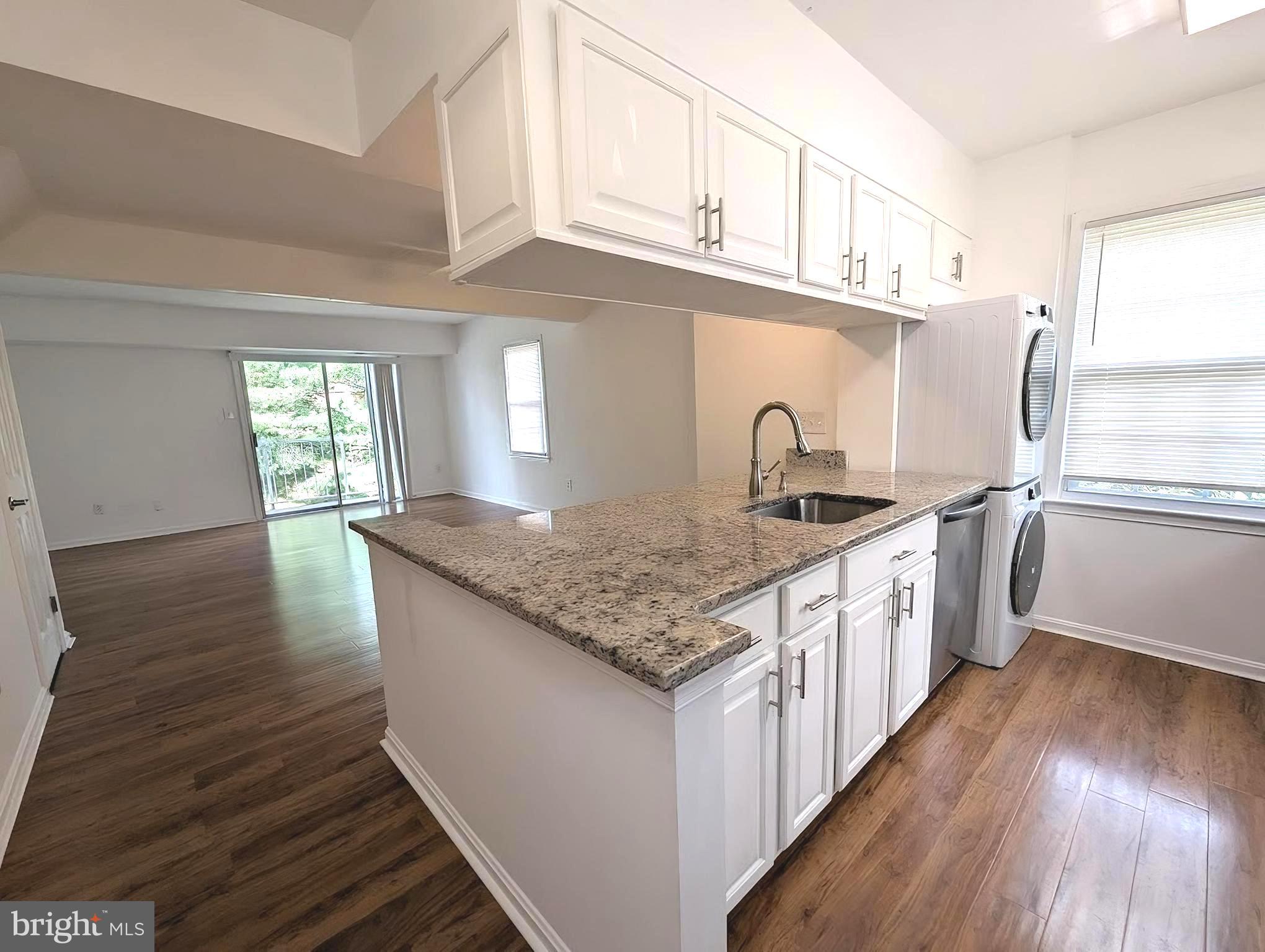 THE MEADOWS - Residential Lease