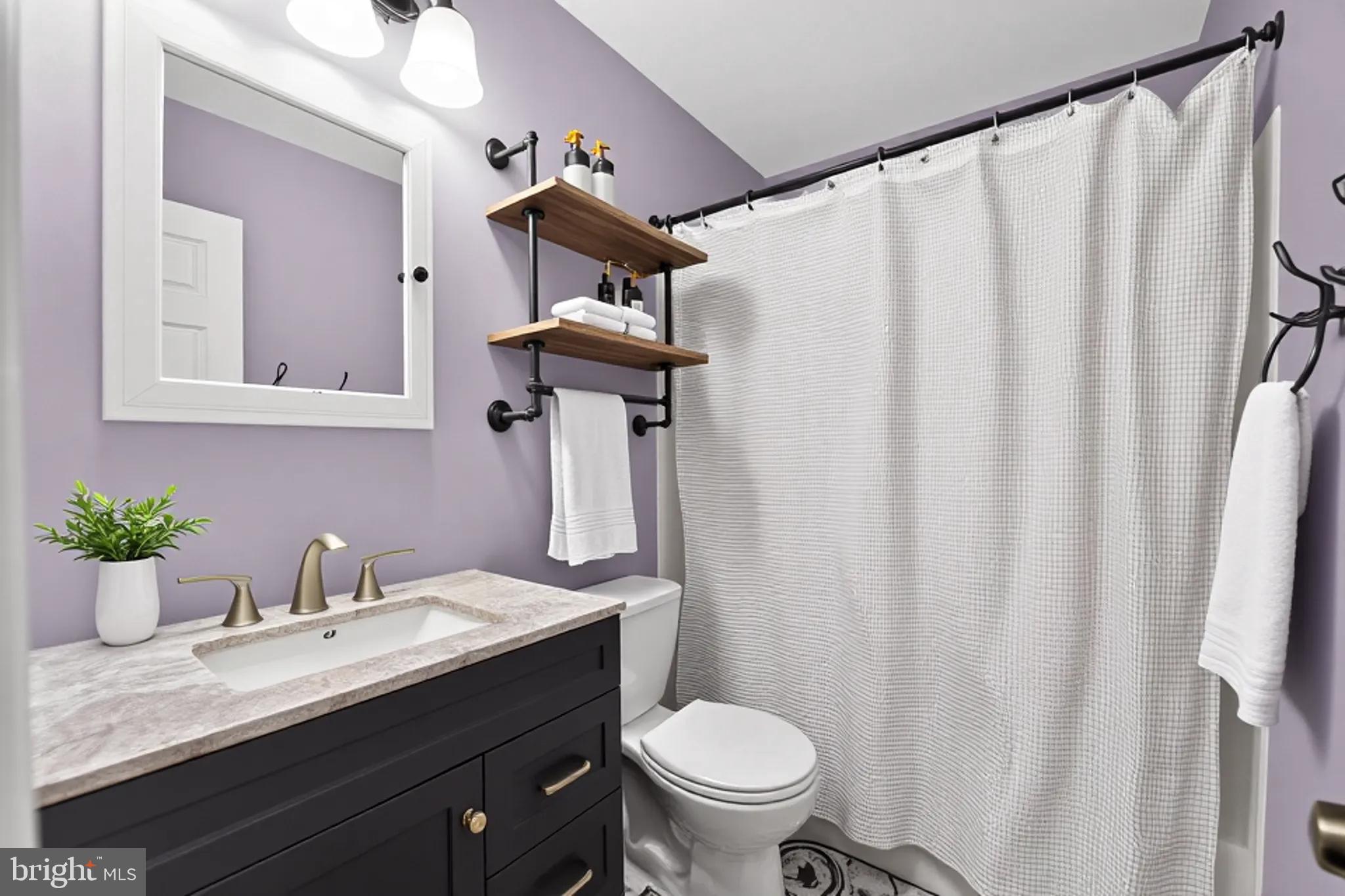 LEXINGTON RUN - Residential