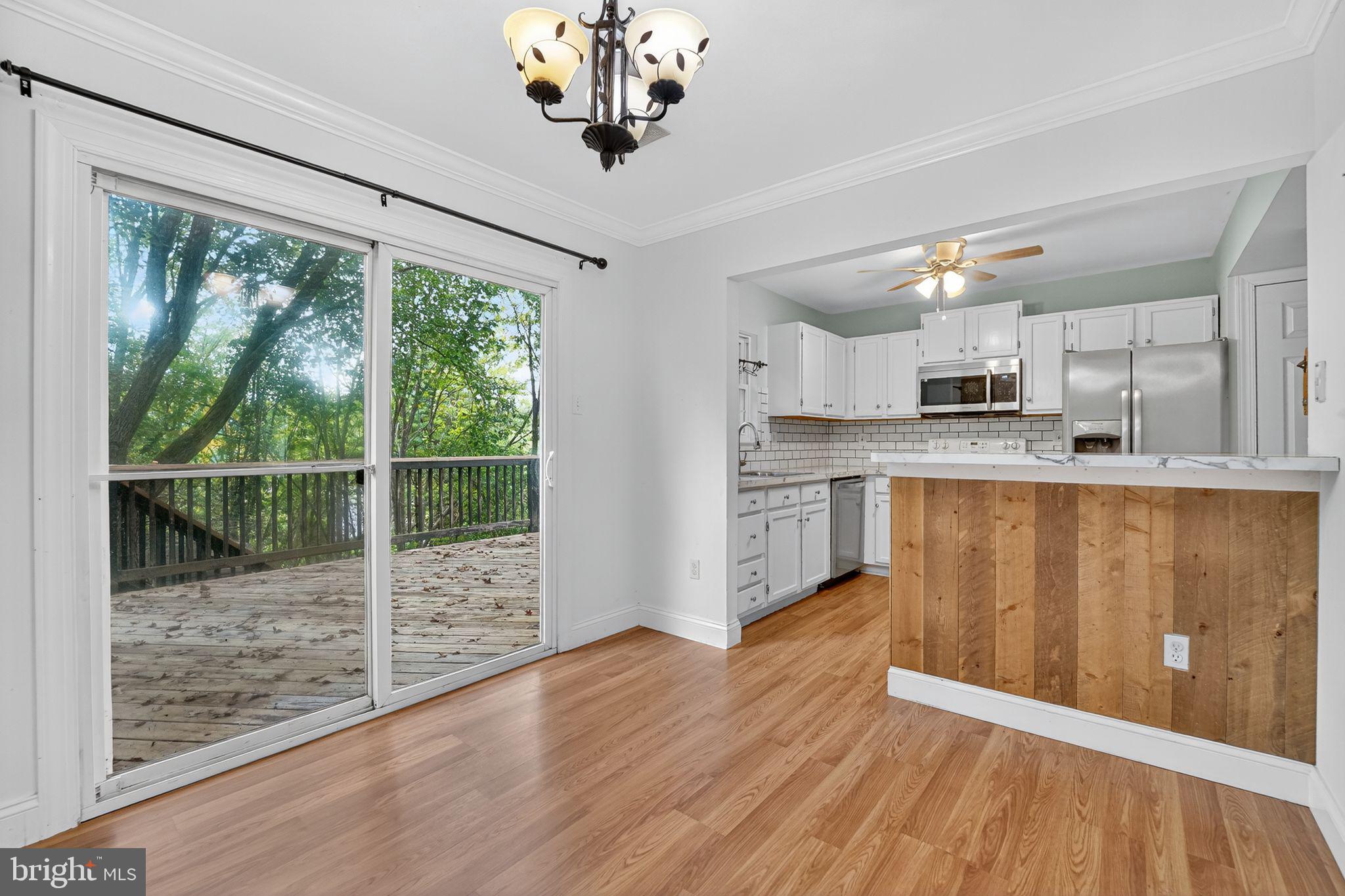 LEXINGTON RUN - Residential