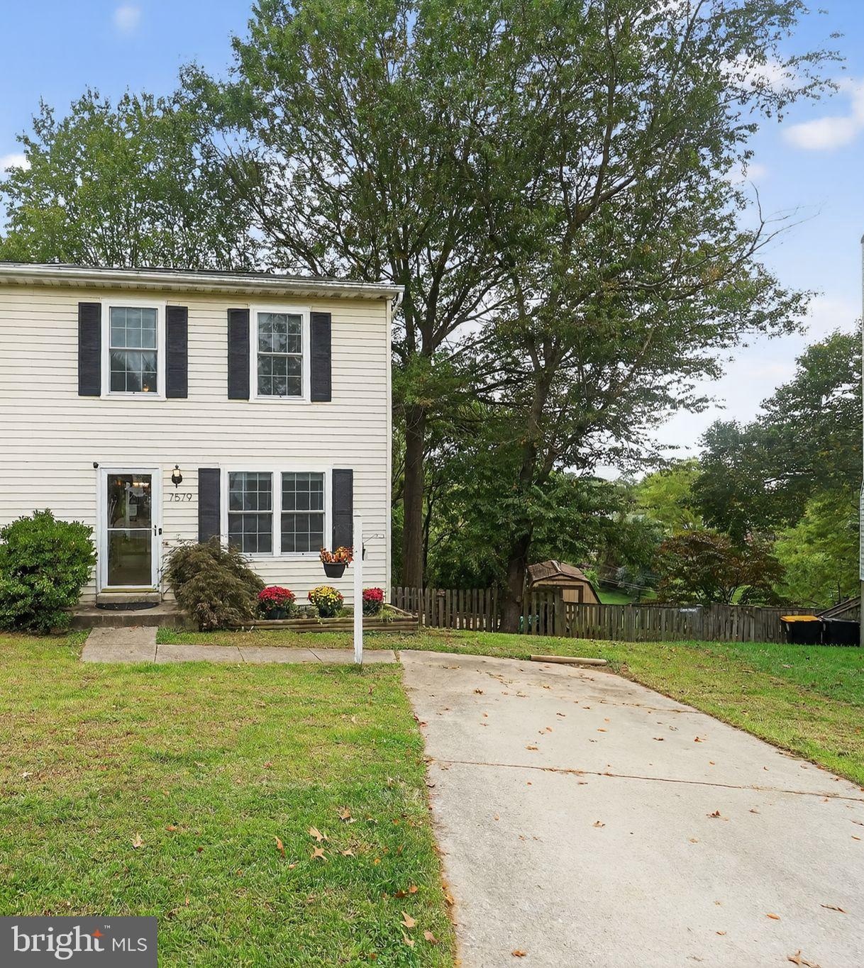 LEXINGTON RUN - Residential