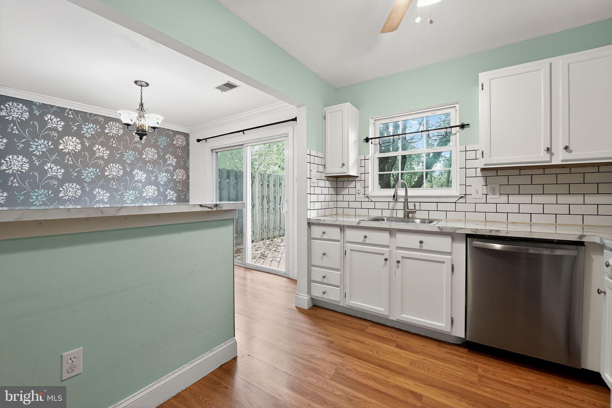 LEXINGTON RUN - Residential