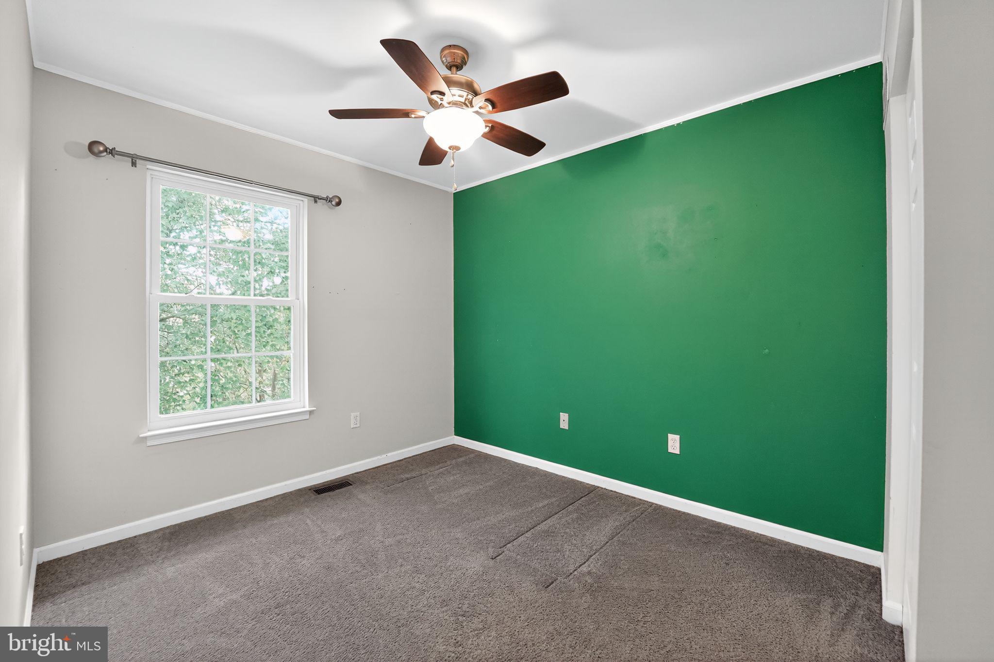 LEXINGTON RUN - Residential