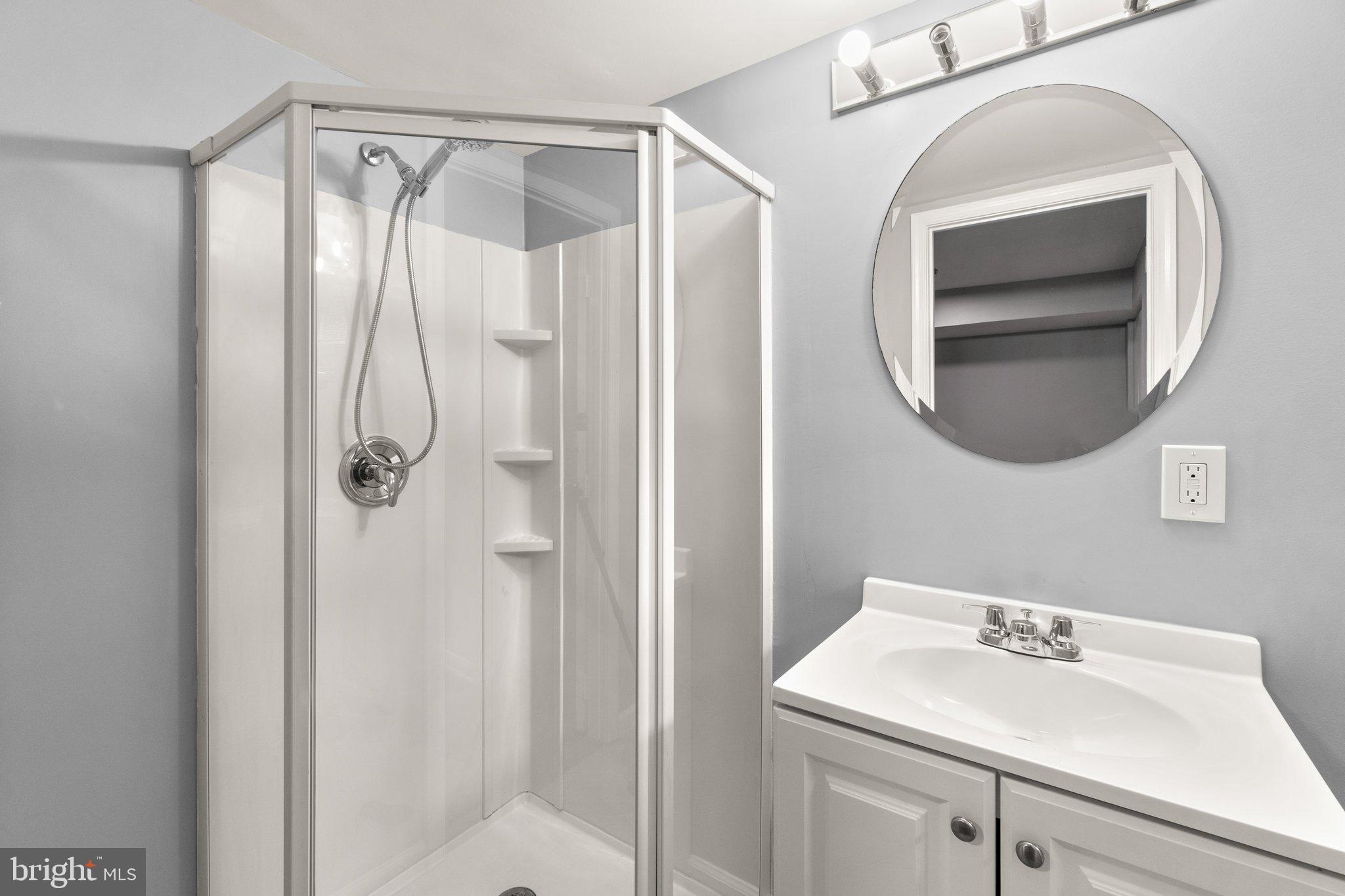 RIDGELEIGH - Residential