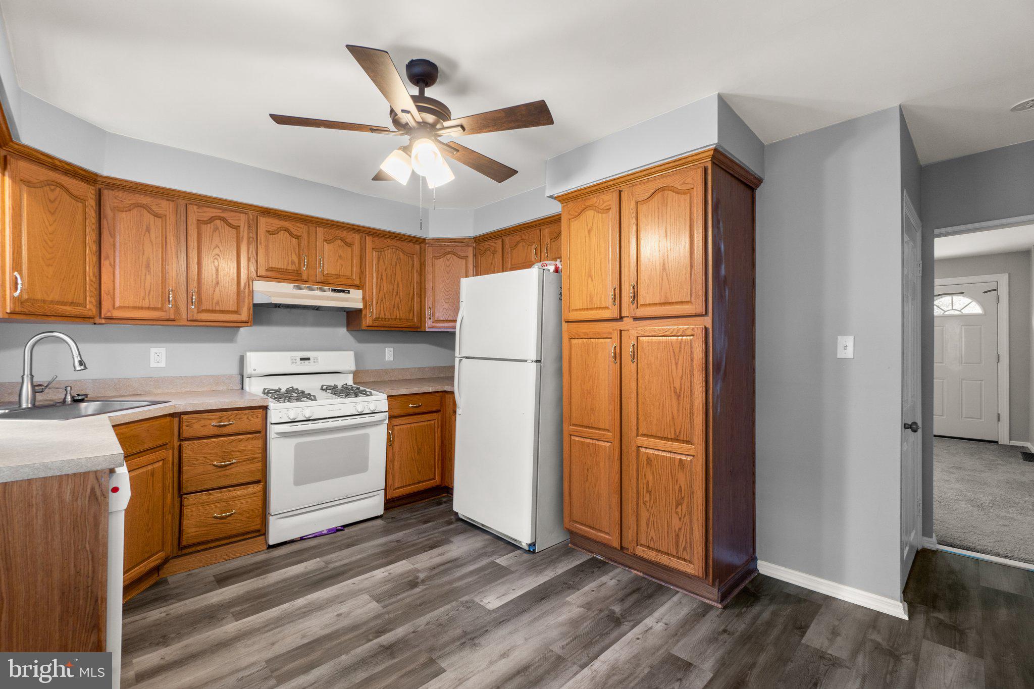 RIDGELEIGH - Residential