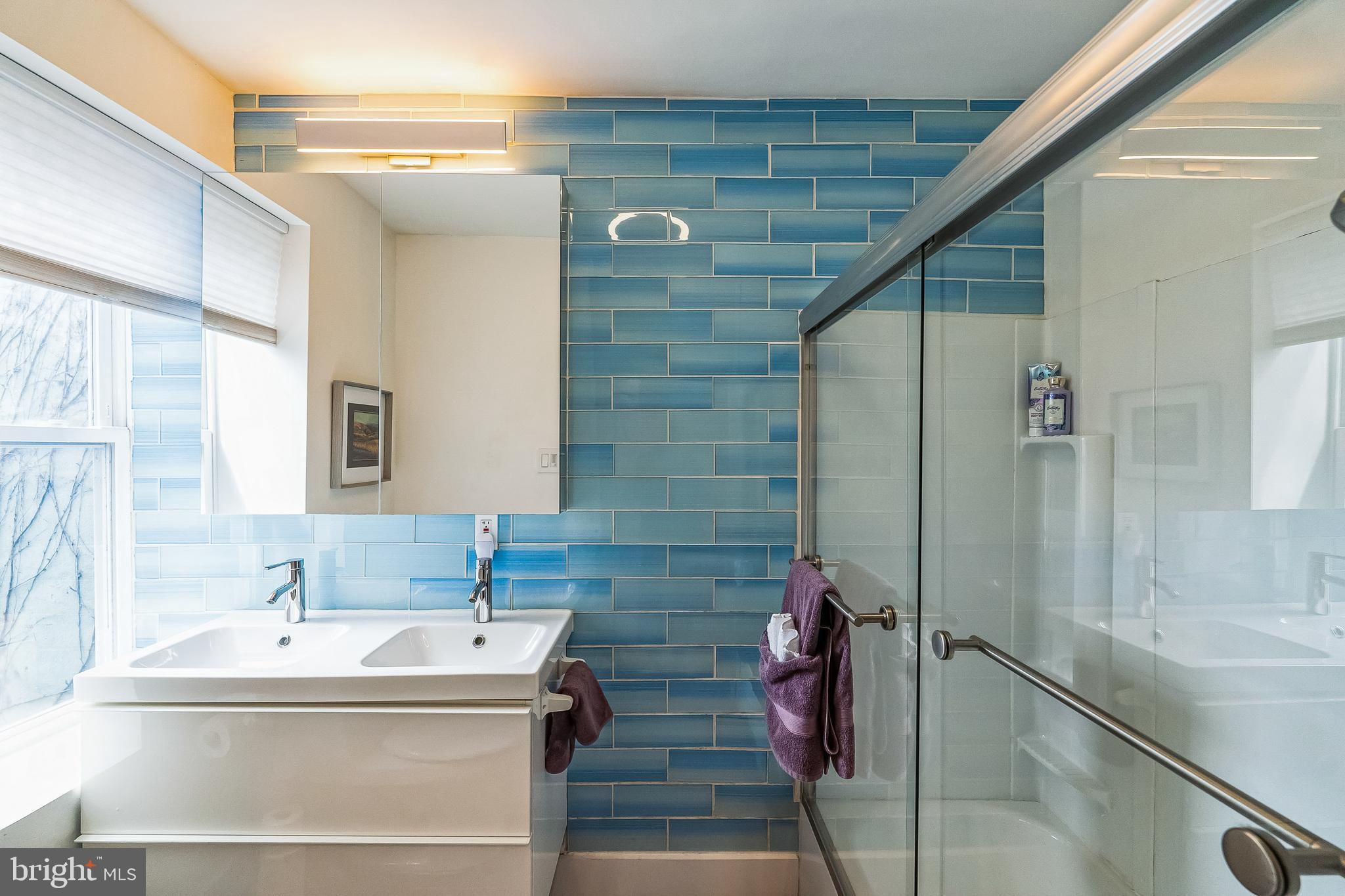 WEST PASSYUNK - Residential